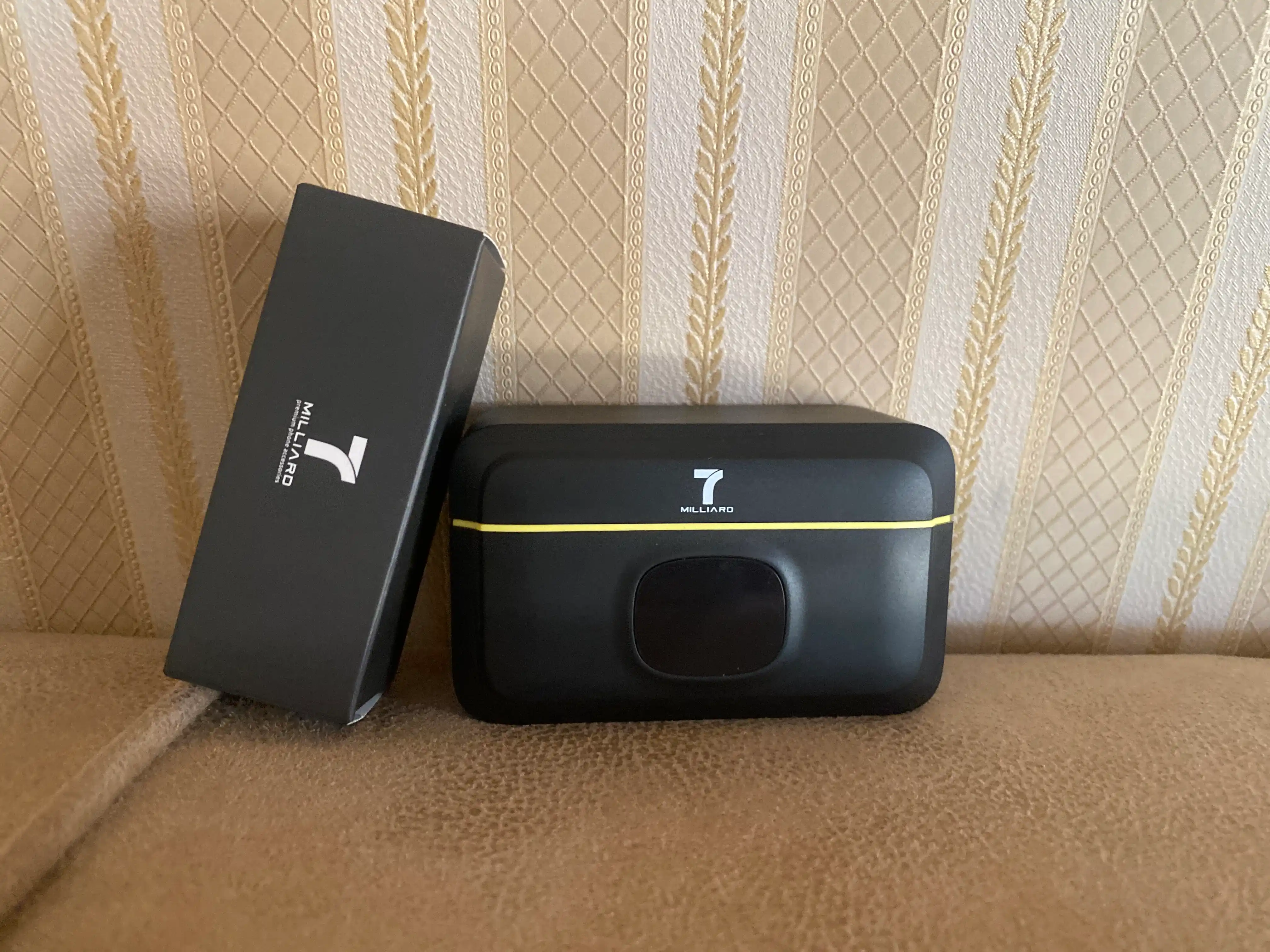 Simsiz mikrofon 7 Milliard Ultra Compact iPhone va Android