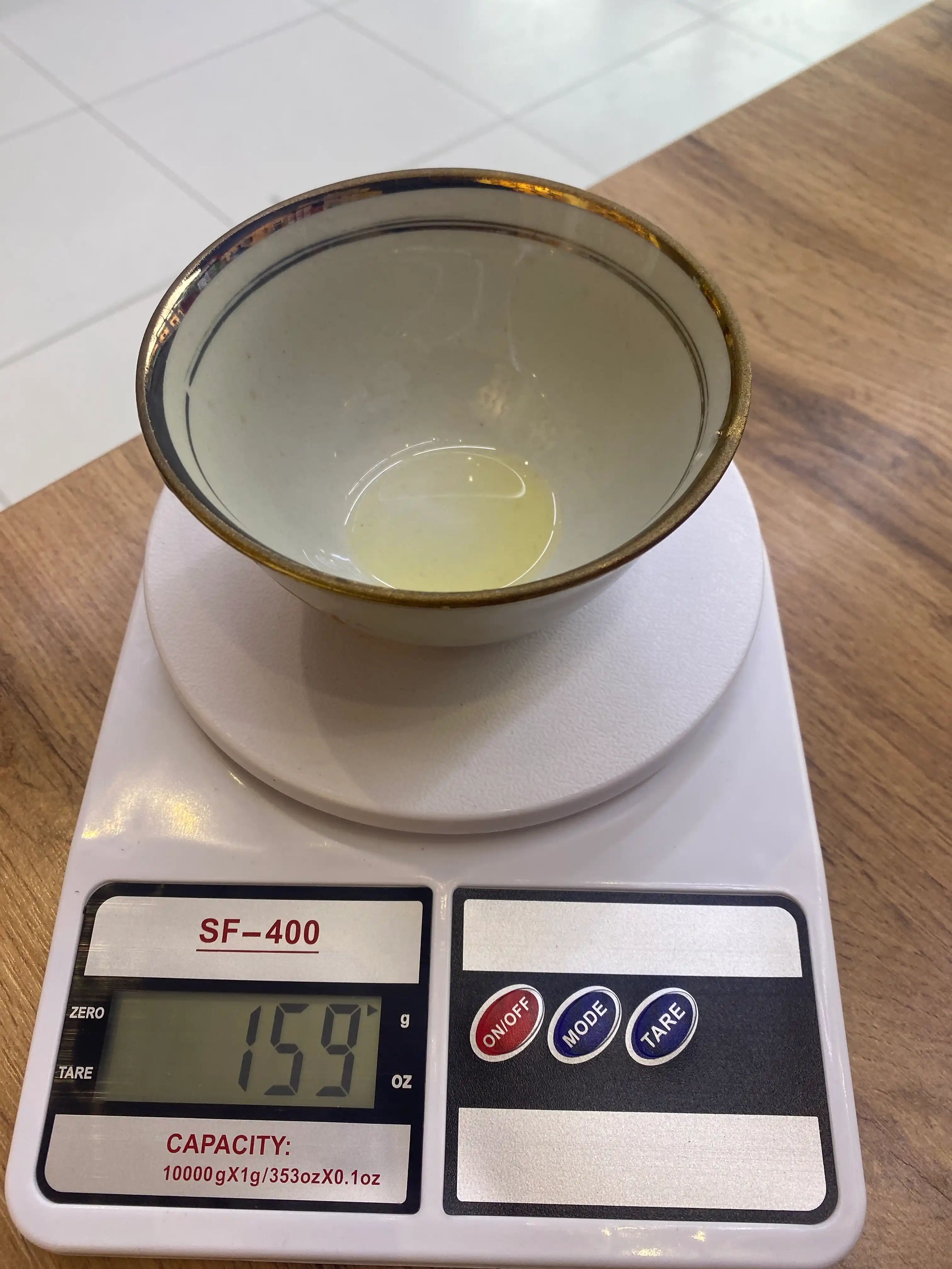 Elektron tarozi oshxona uchun 10kg gacha yuk kotaradi,ixcham va qulay.batareykalari bilan