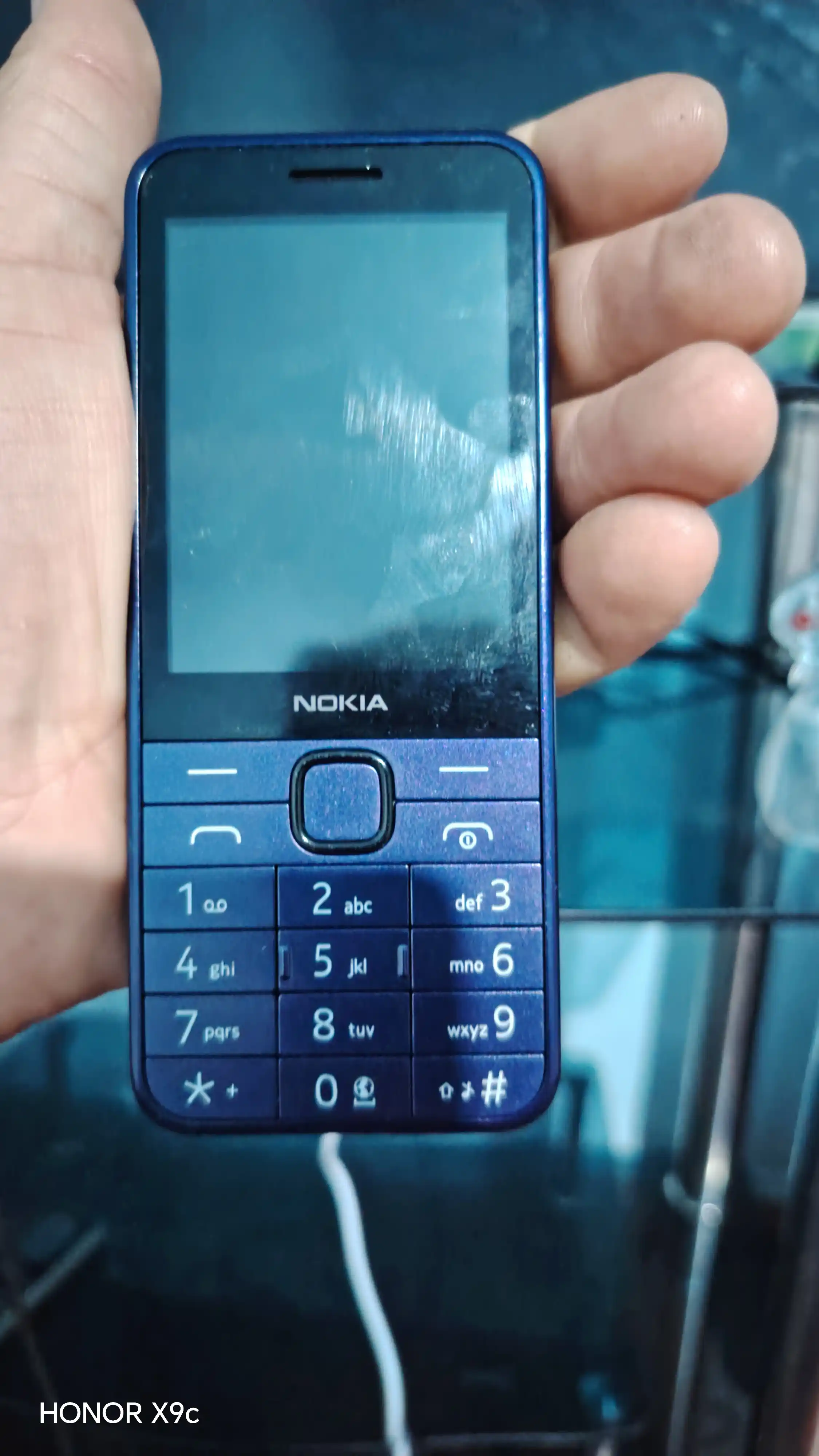 Tugmachali telefon 235 2 SIM