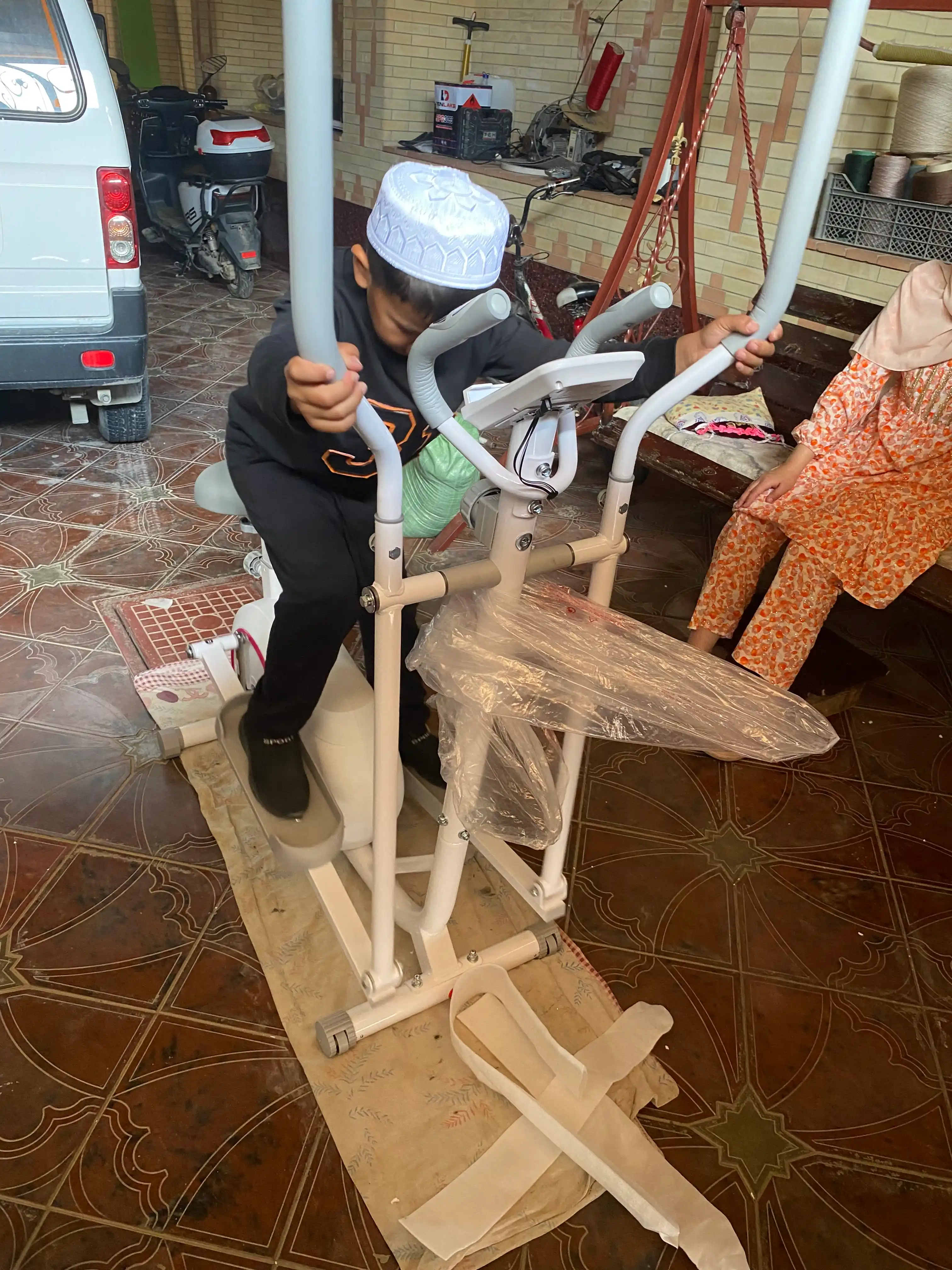 Dreamfit elliptik trenajyor 2 in 1, velo + elliptik, 8 daraja yuklama, 120 dan 130kg gacha