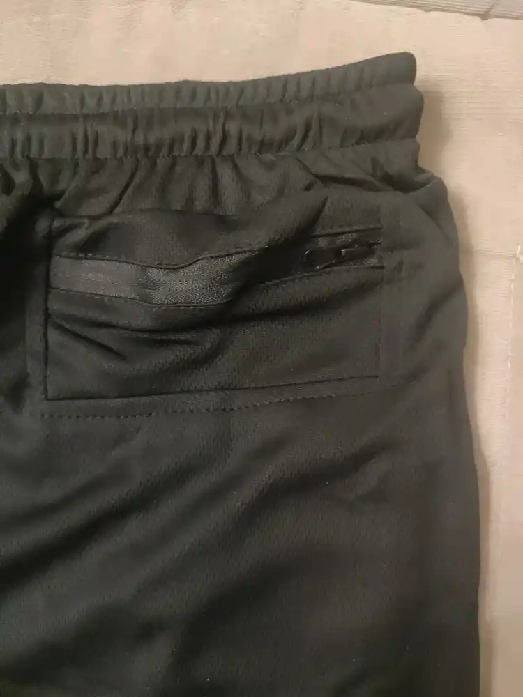 Erkaklar sport shortigi 2 tasi 1 da: tayts va telefon uchun cho'ntakli, sport va fitnes