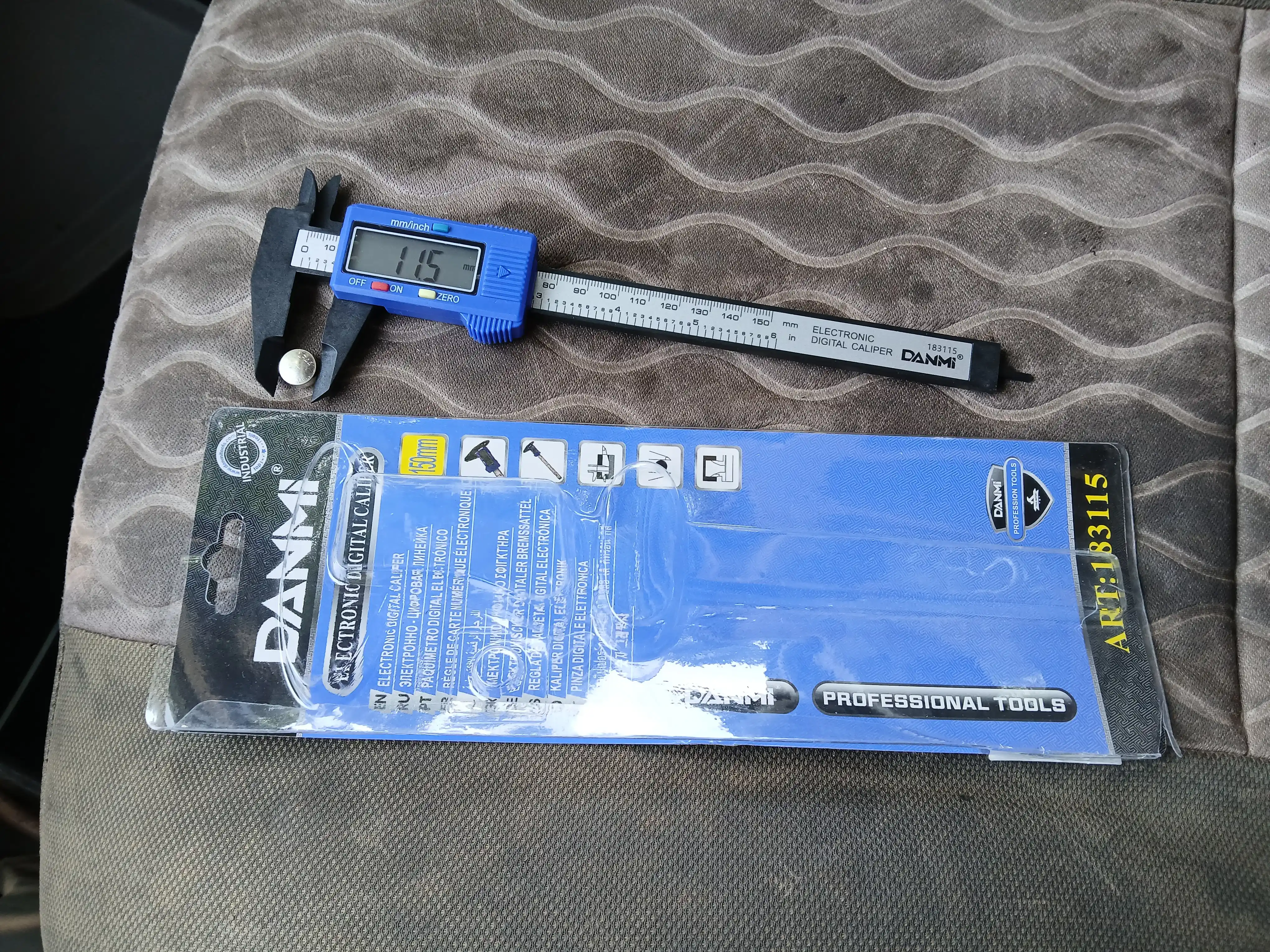 DANMI 150 mm shtangensirkul, raqamli ekranli - aniq o‘lchash vositasi