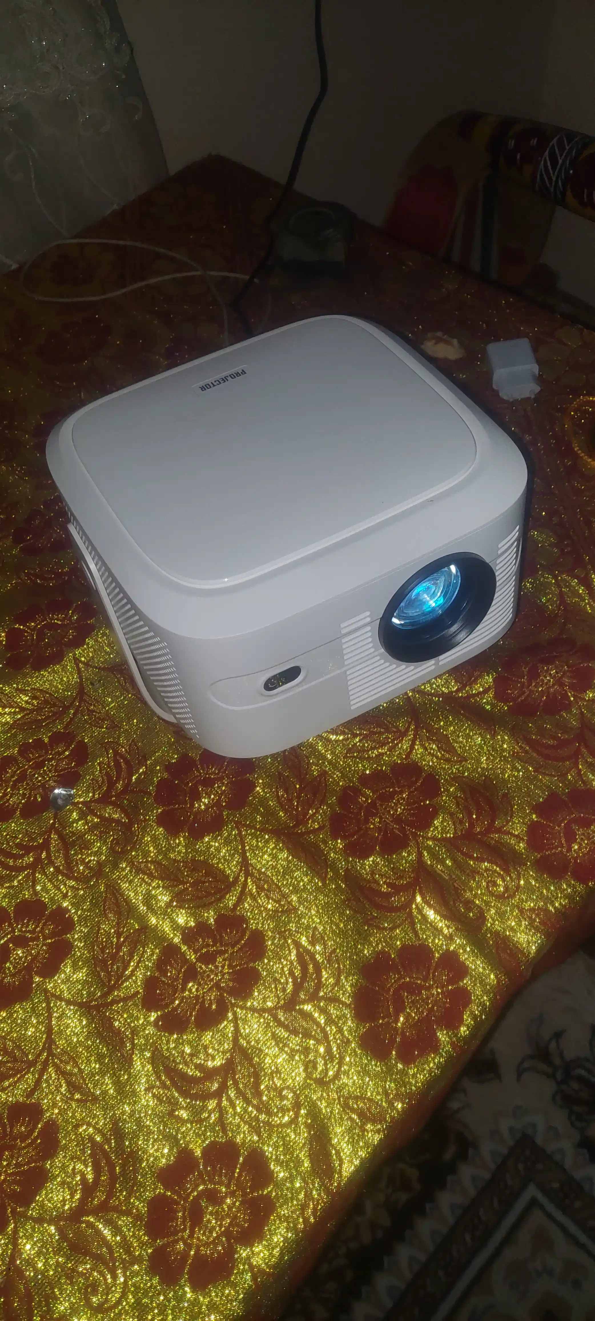 Проектор 800ANSI HY450 8K 1080P, с ультракоротким фокусным расстоянием H726 BT5.4 EU Plug