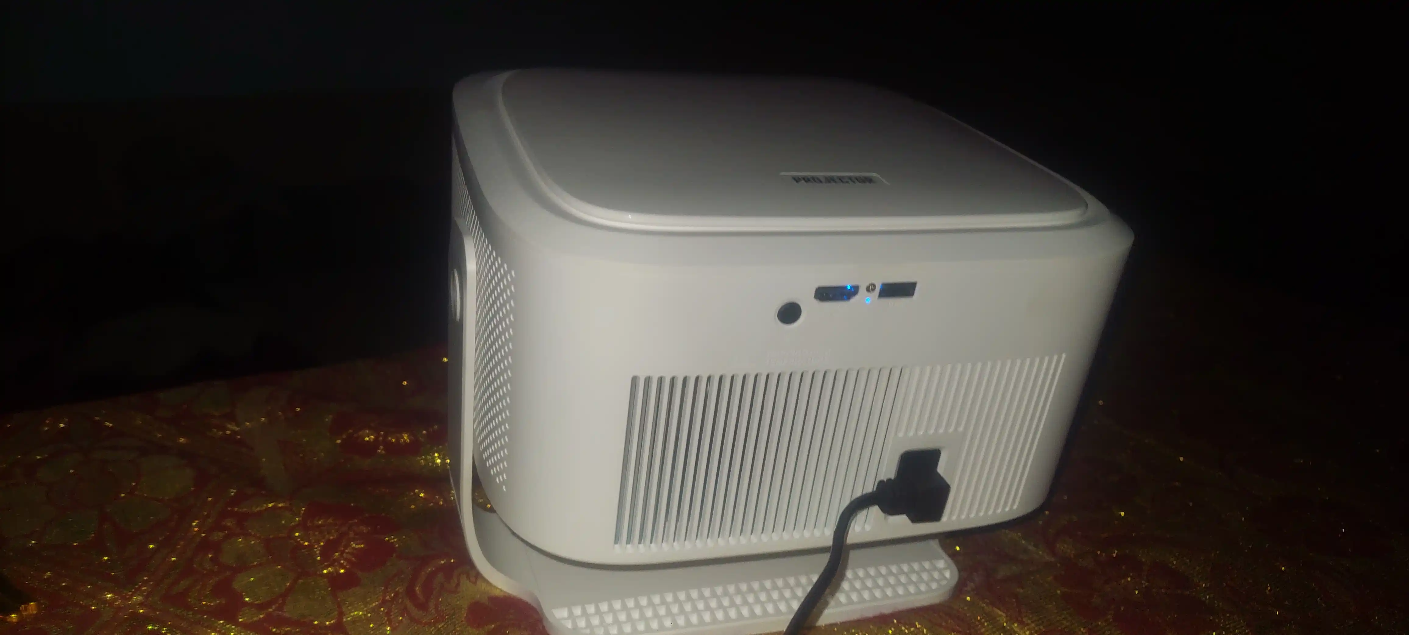 Проектор 800ANSI HY450 8K 1080P, с ультракоротким фокусным расстоянием H726 BT5.4 EU Plug