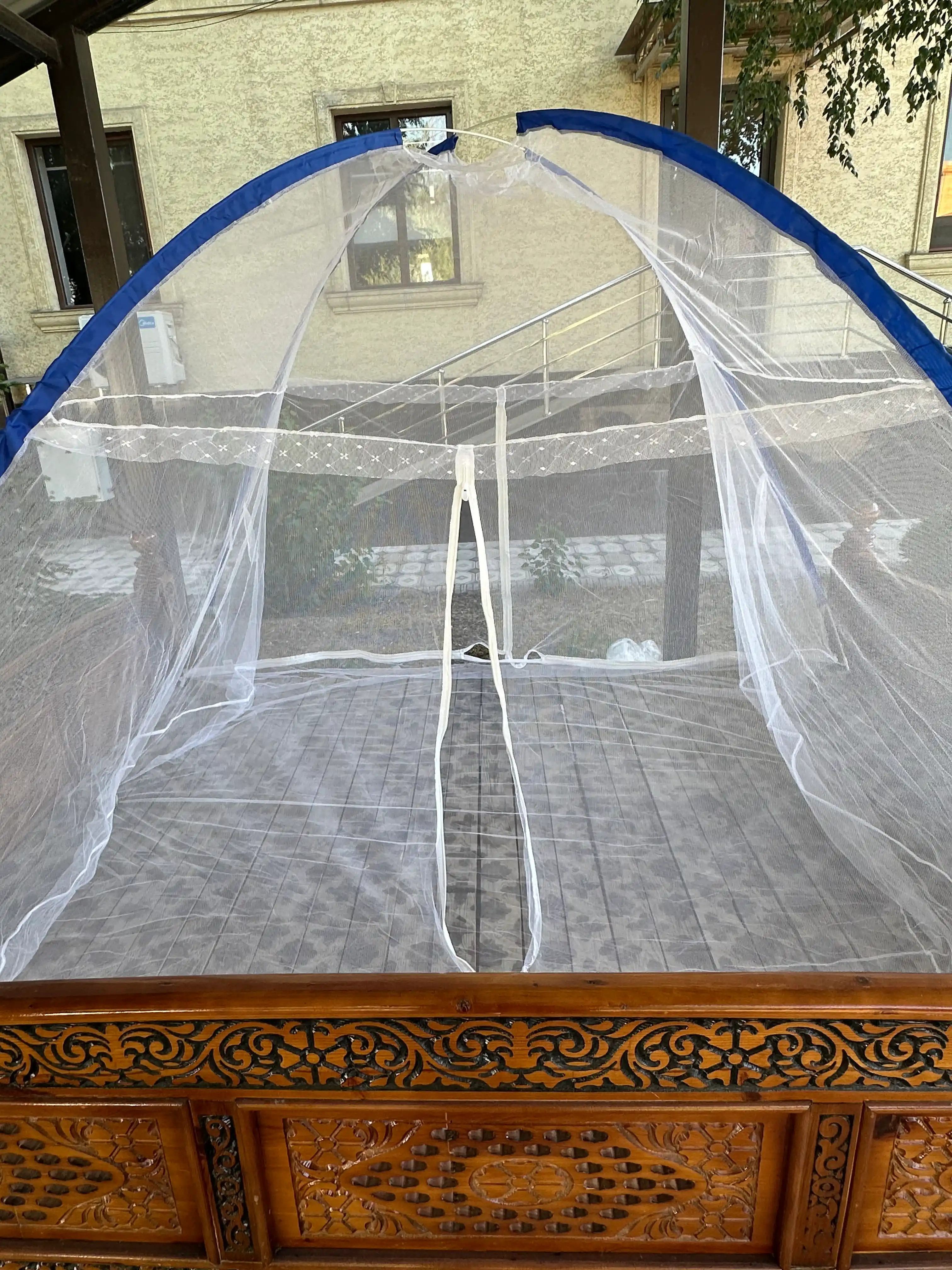 Pashshaxona chivin, pashsha va boshqa hasharotlardan himoyalovchi moskit to‘ri