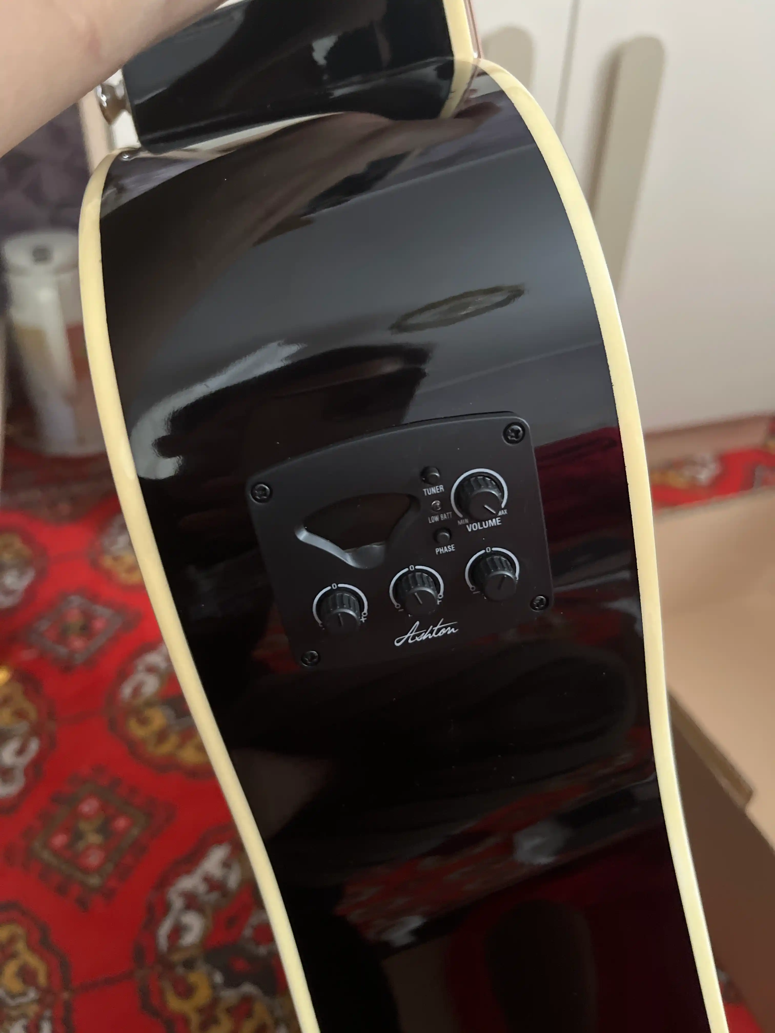 Ashton D20CEQ Elektro-Akustik Gitara NTM, TSB va BK