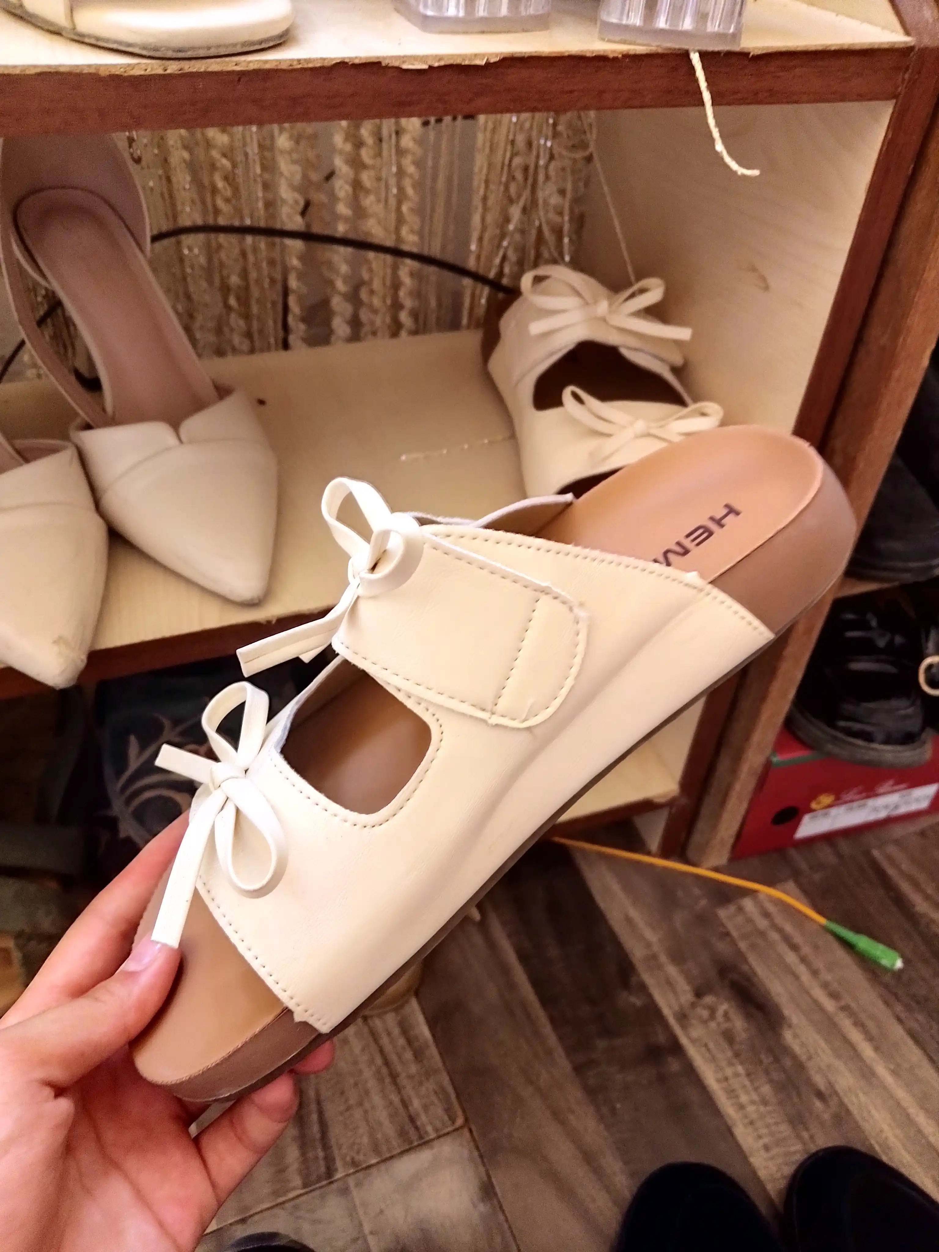 Аyollar shippaklari, Hermes shippaklari, ayollar poyabzali, 36-40 malomerka