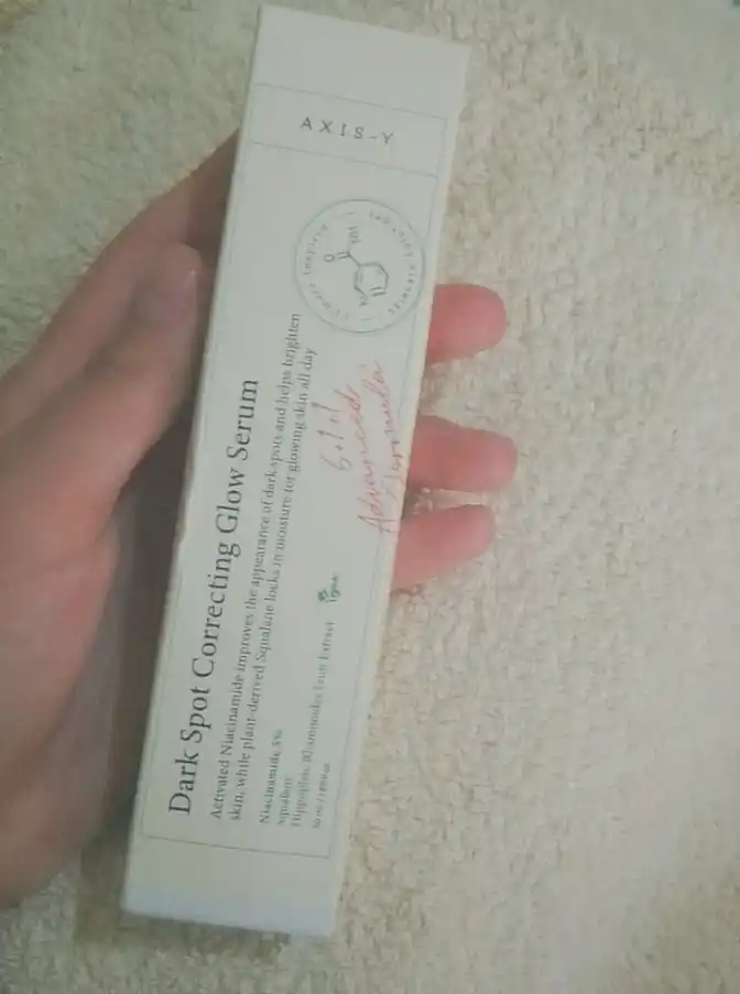 Yorqinlashtiruvchi zardob Dark Spot Correcting Glow Serum Axis-Y, 50 ml
