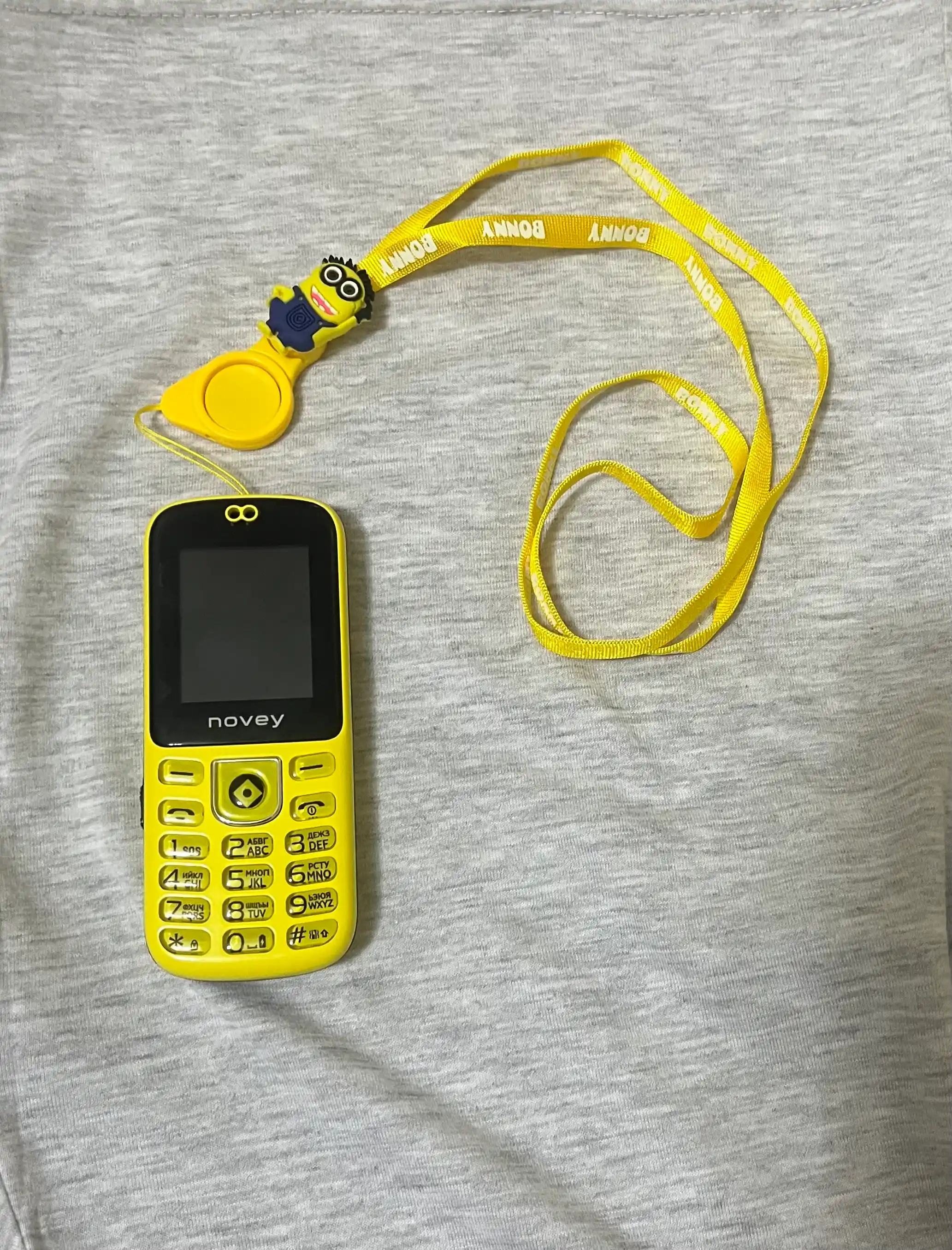 Детский кнопочный телефон Novey M350 Kids, без камеры, SOS, наклейки
