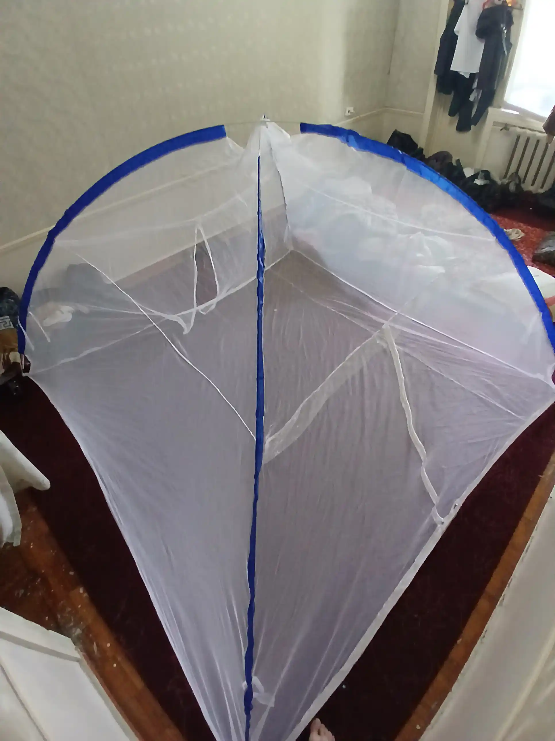 Pashshaxona chivin, pashsha va boshqa hasharotlardan himoyalovchi moskit to‘ri