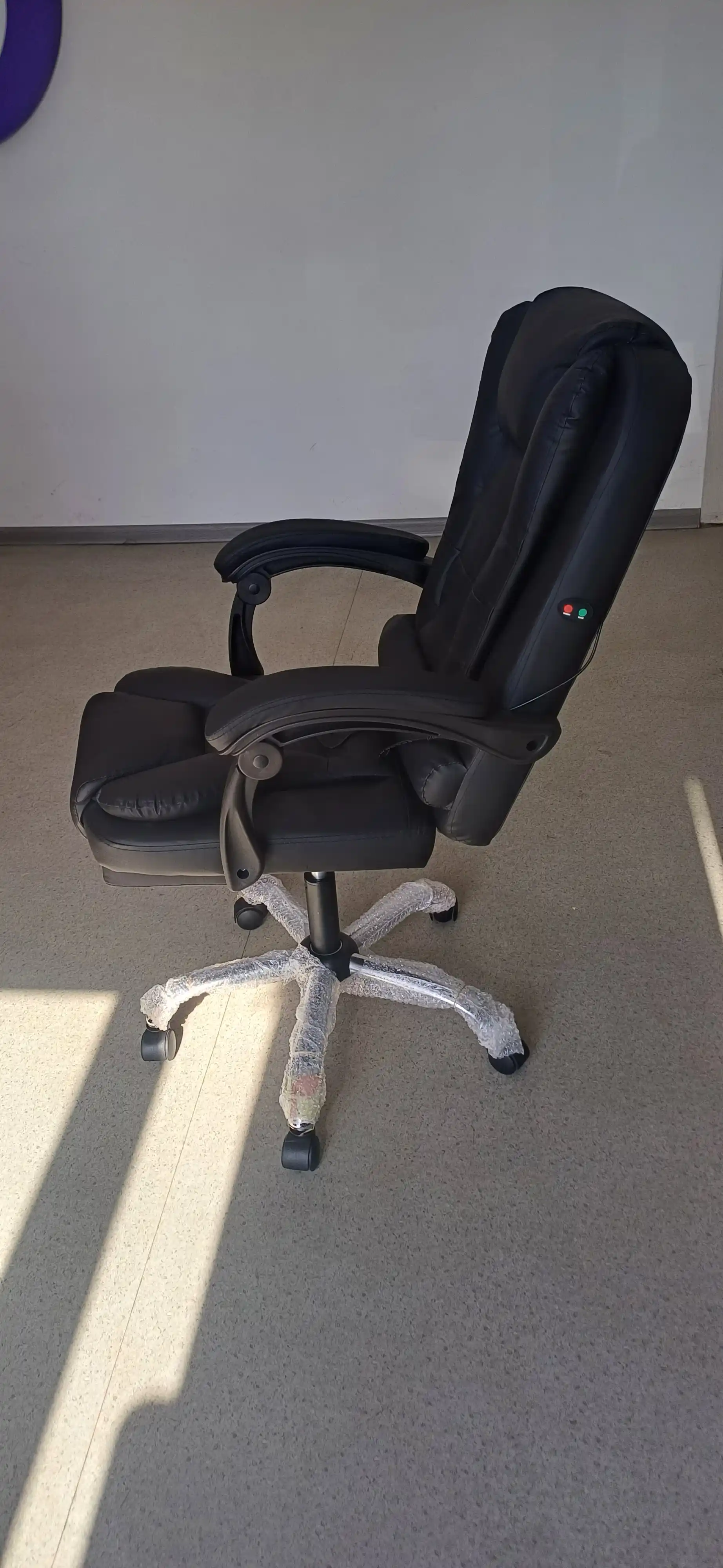 Dafna kompaniyasining VIBRO MASSAGE xodimlar kreslosi, vibro-massajyor