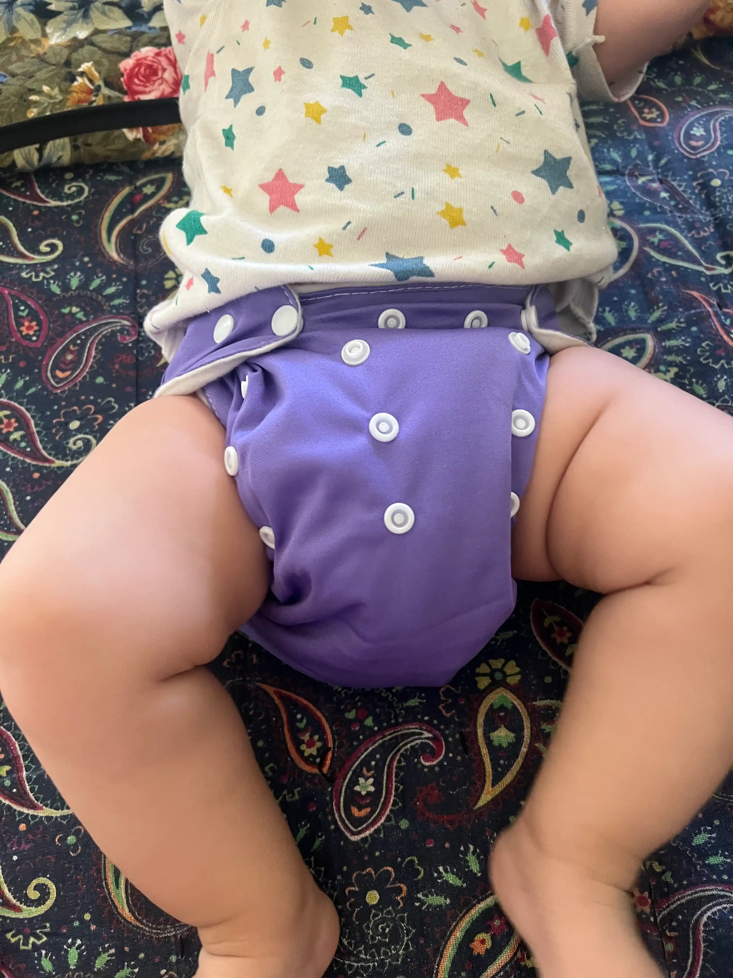 Ko'p martalik trusik tagliklar, pamperslar, qayta yuvib ishlatish mumkin bolgan