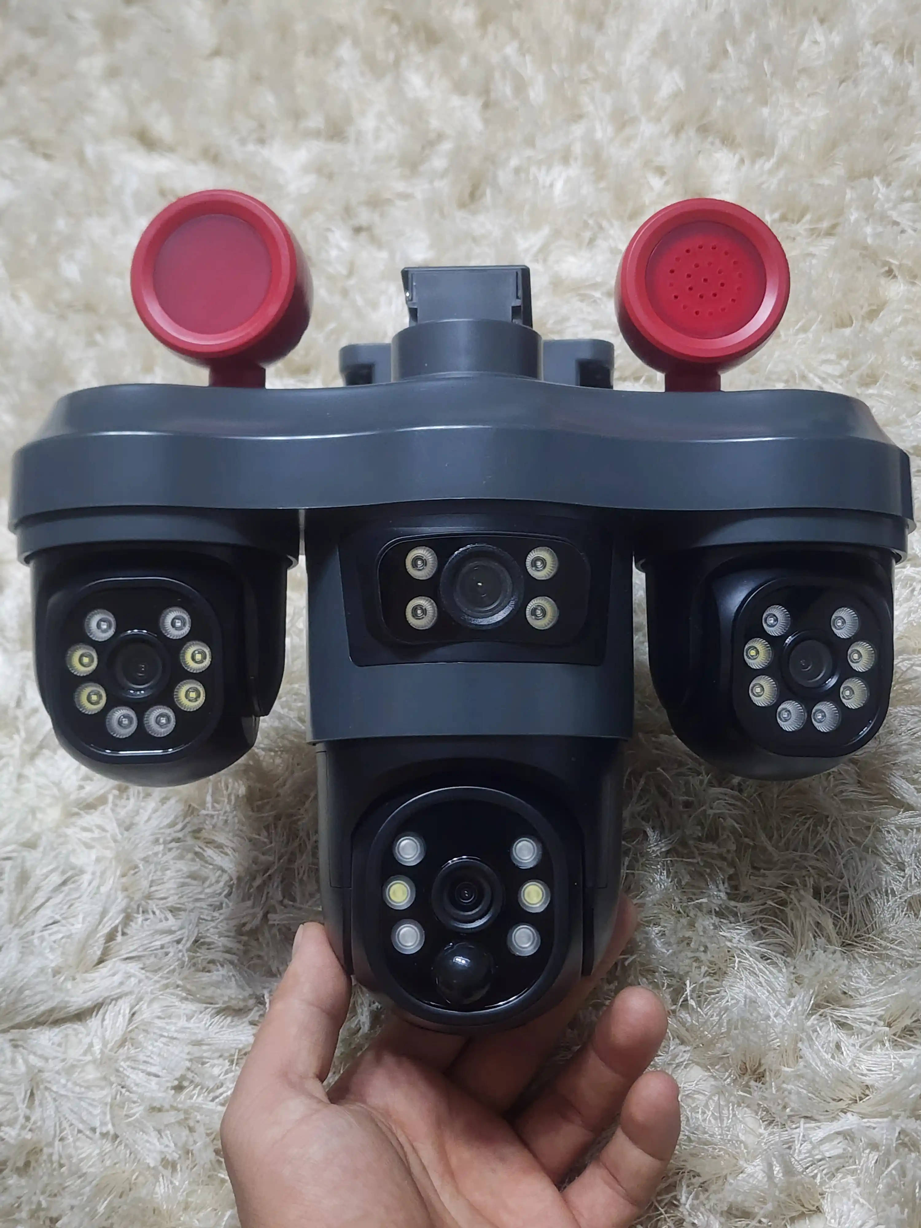 Quyosh panelli va tokli SIM kartali kuzatuv kameralari Full HD 4+4+4=12 megapixe