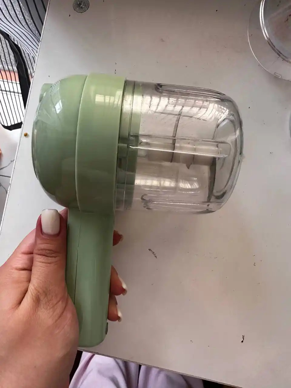 Elektr maydalagich simsiz chopper qo'lda 4v1 sabzavot uchun elektr cho'tka
