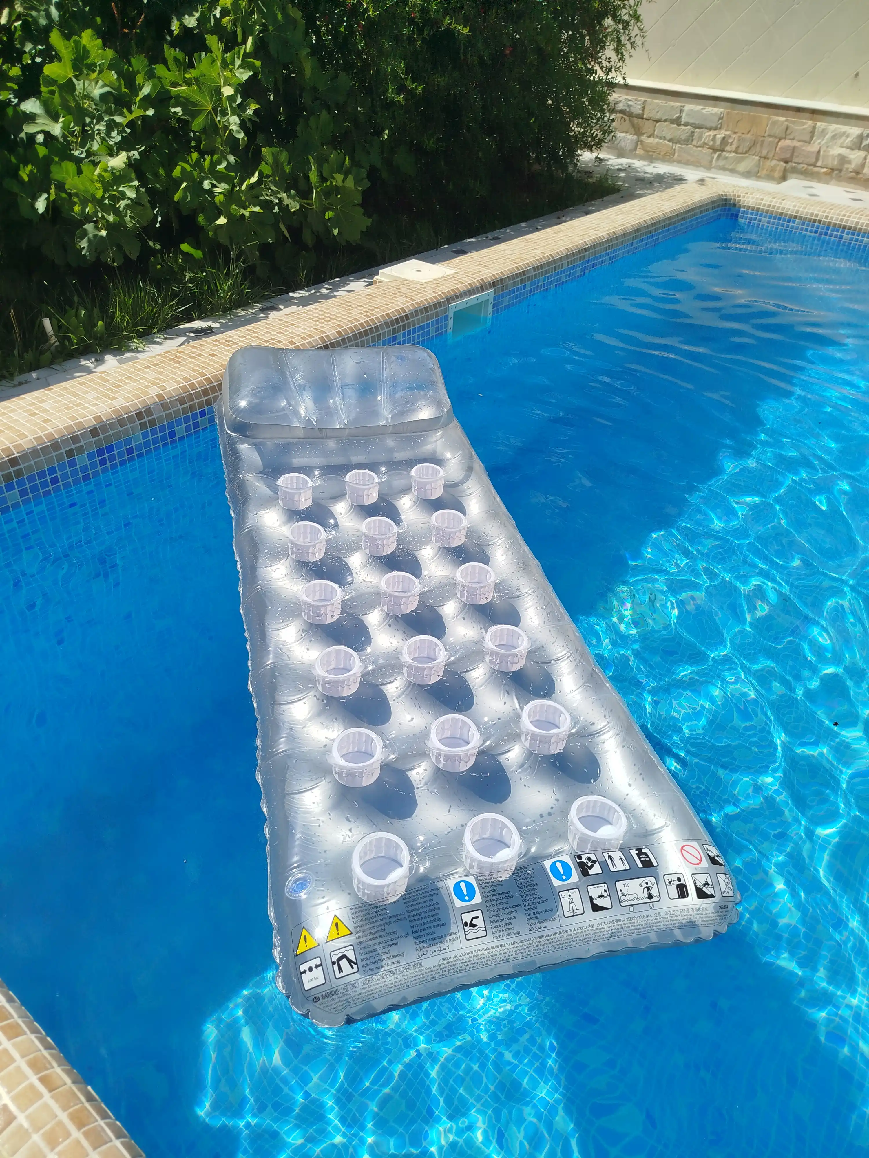 Basseyn va plyaj uchun INTEX 188×71 sm o‘lchamli shishiriladigan matras
