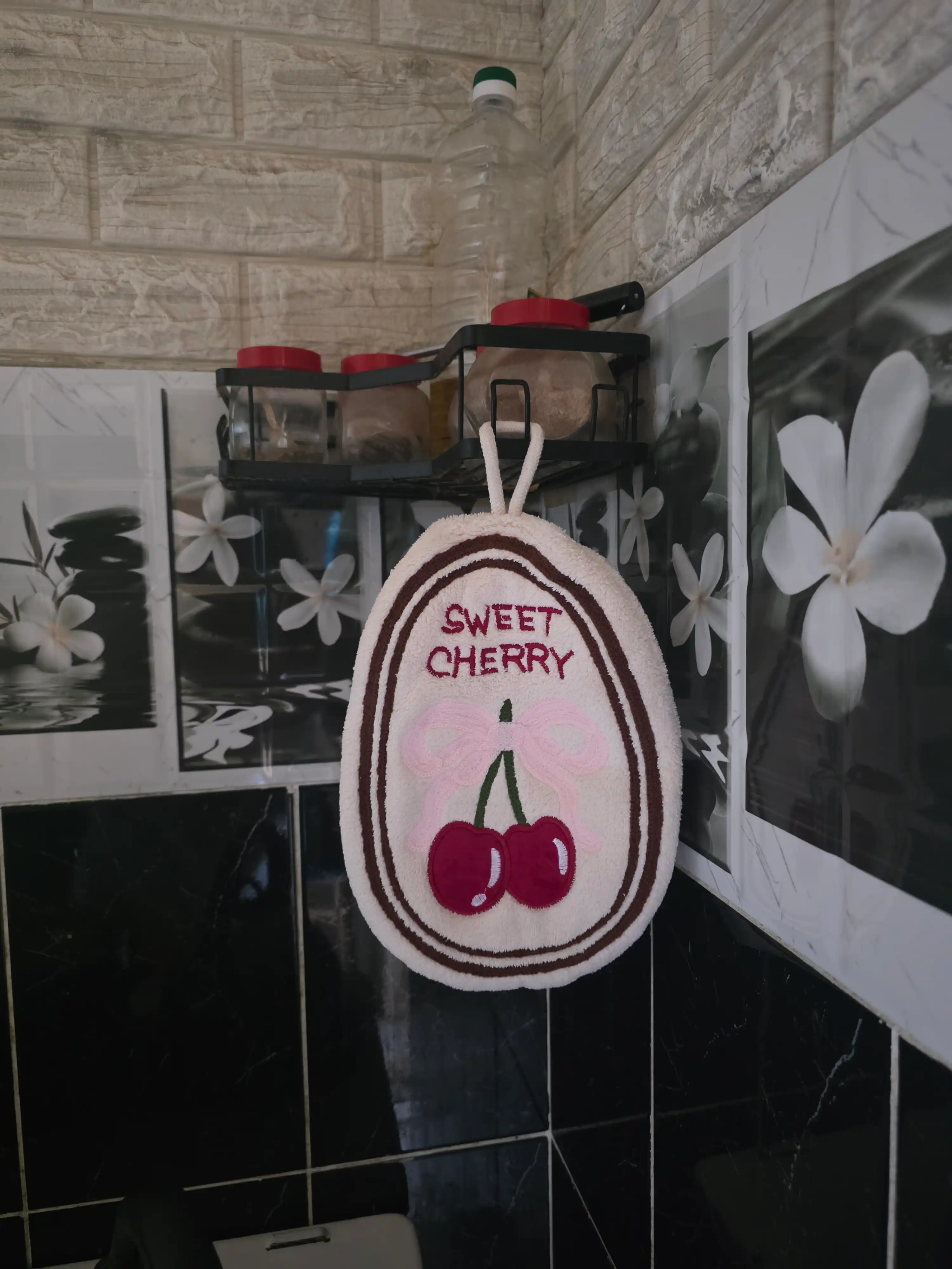Mevali qozon ushlagich va oshxona sochig'i, 2 tasi 1 da