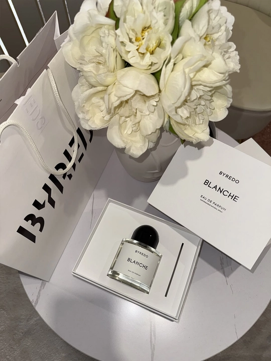 Byredo Blanche- Parfyumlangan suv, 100 ml, uniseks