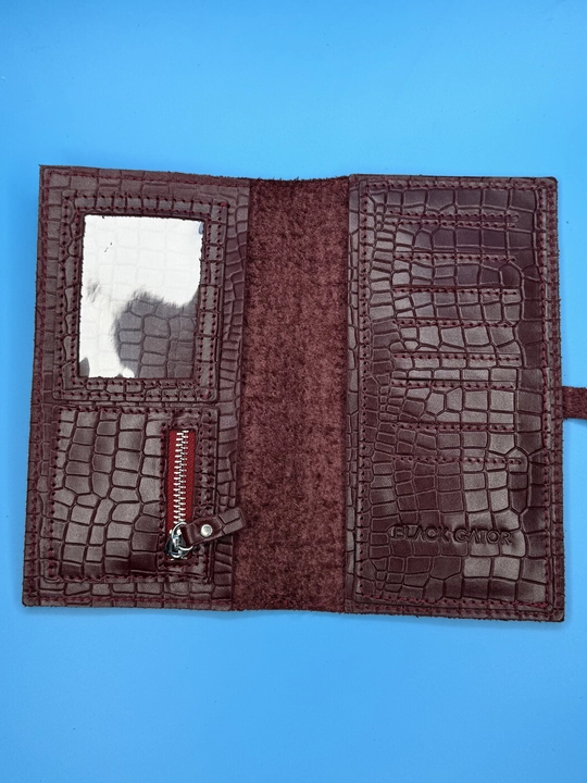 Ayollar portmone Charme Black Gator, tabiiy charmdan