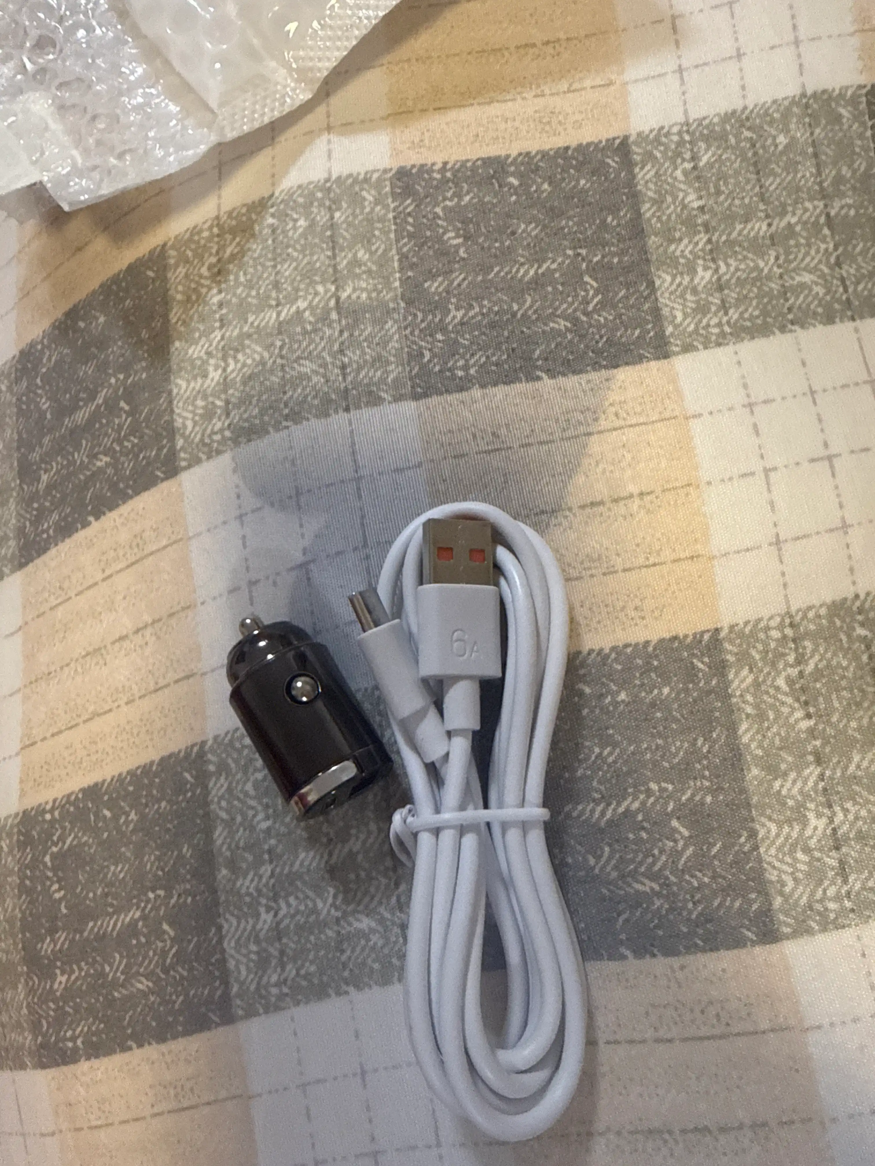 Автомобильное быстрое зарядное устройство универсальный адаптер 12V/24V