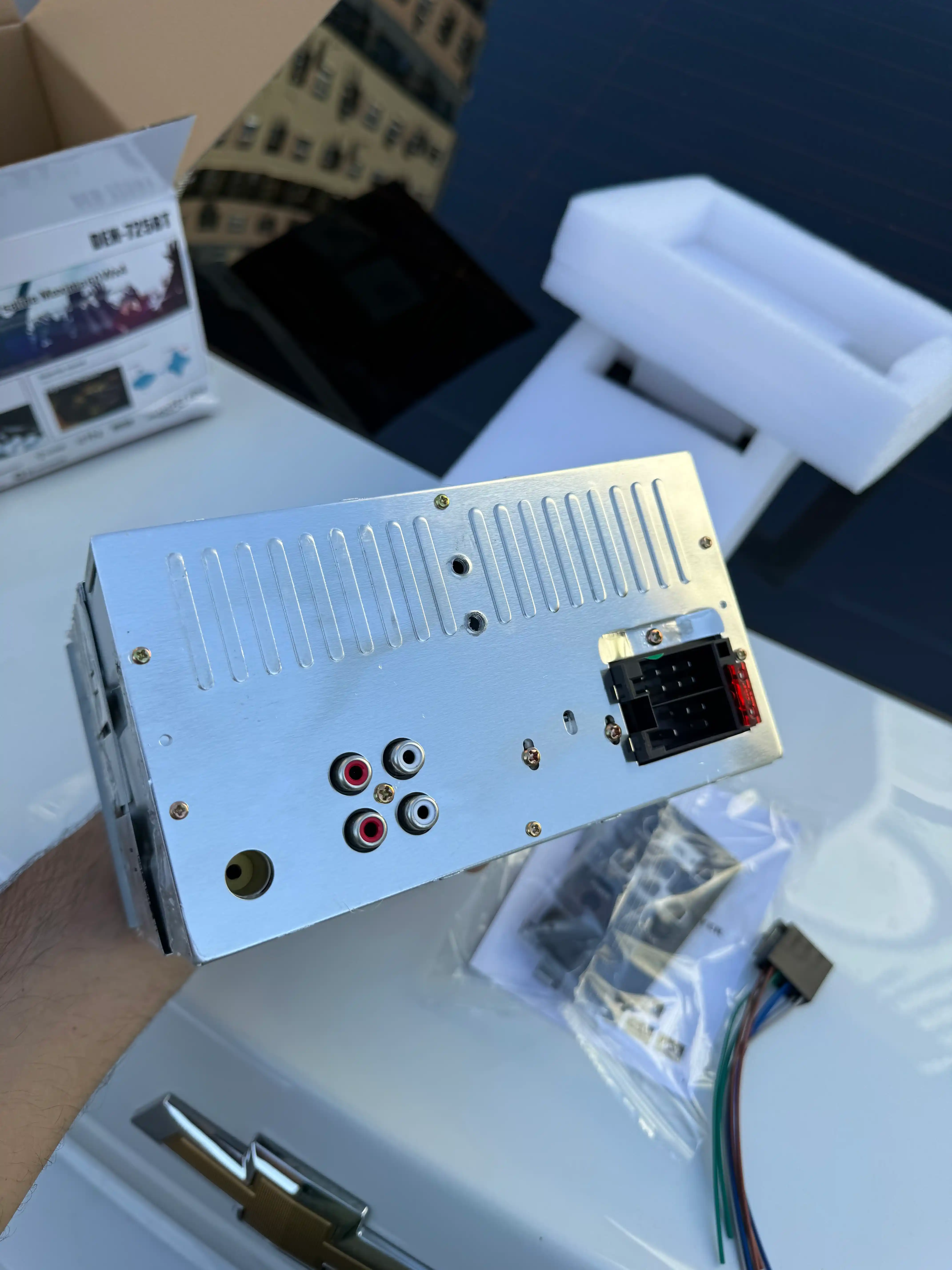 Pioneer A'A DEH-725BT автомобильной мультимедийными  USB AUX