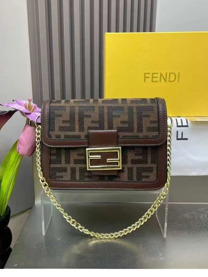 Женская сумка FENDI ROMA через плечо + подарочная коробка и документы — NAF1S1M-FENDI-ТЕМНКОР