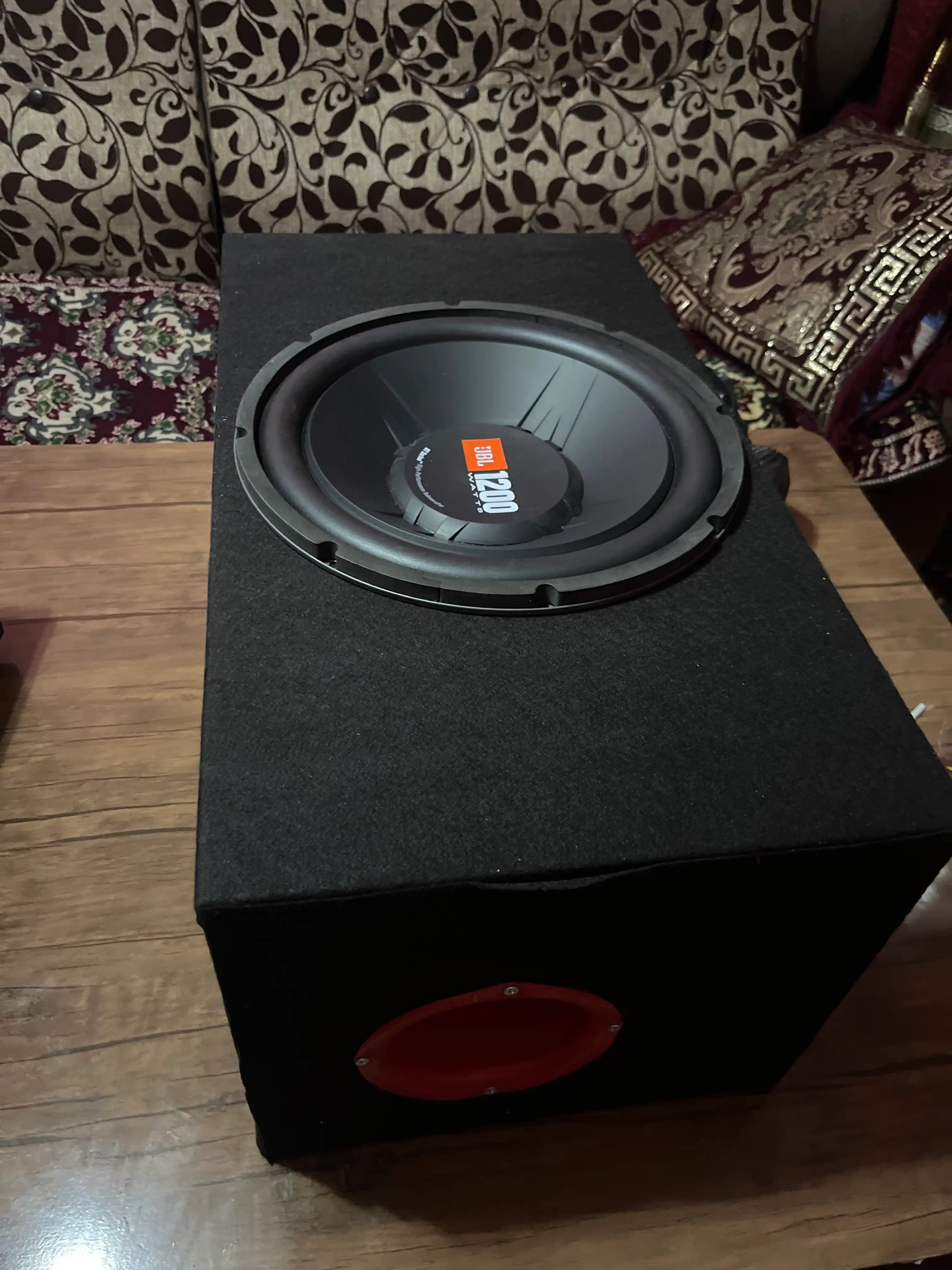 Сабвуфер JBL 1200 GT5 - S12, 1200 Вт