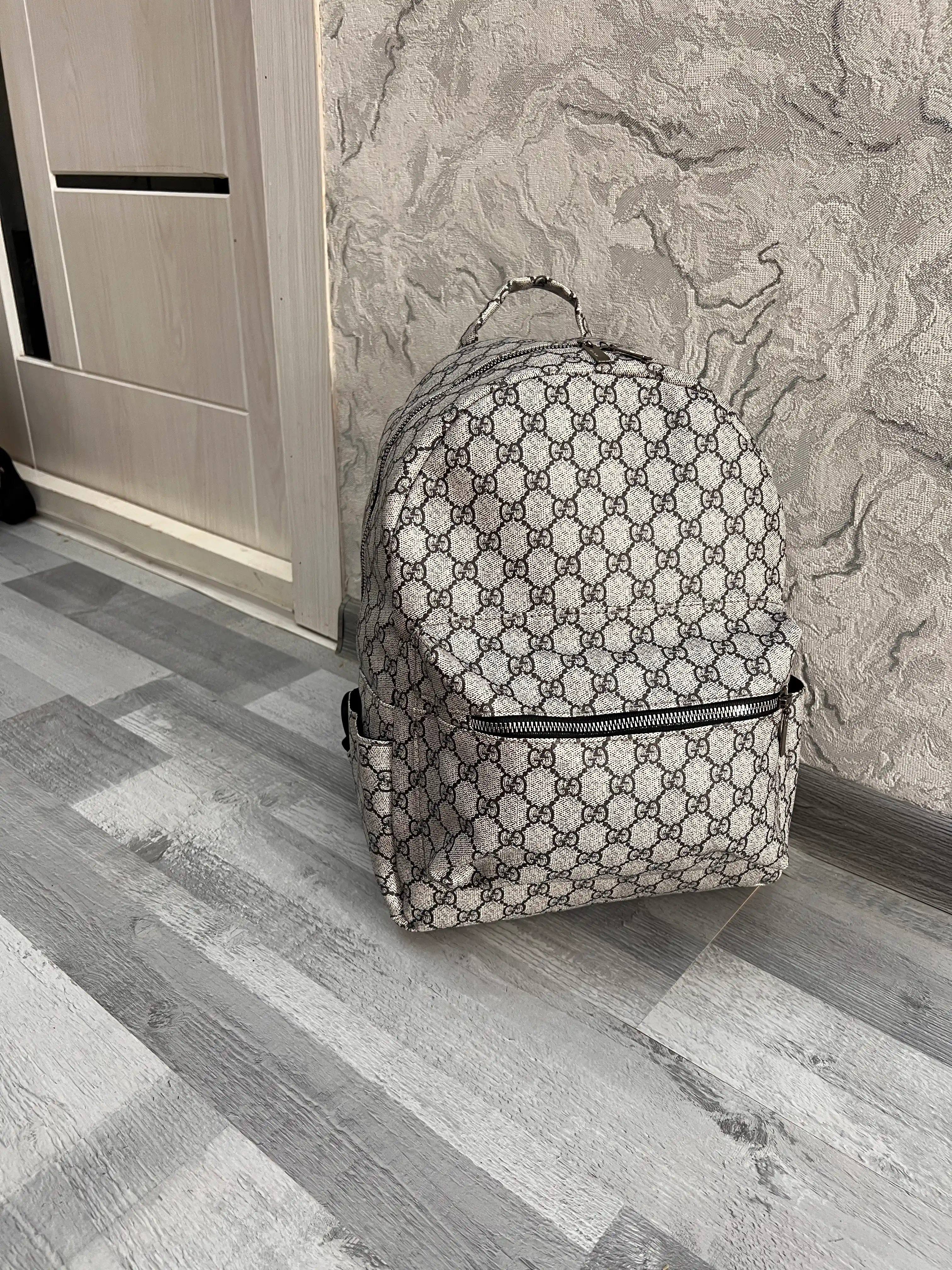 Рюкзак Dior для женщин и девочек