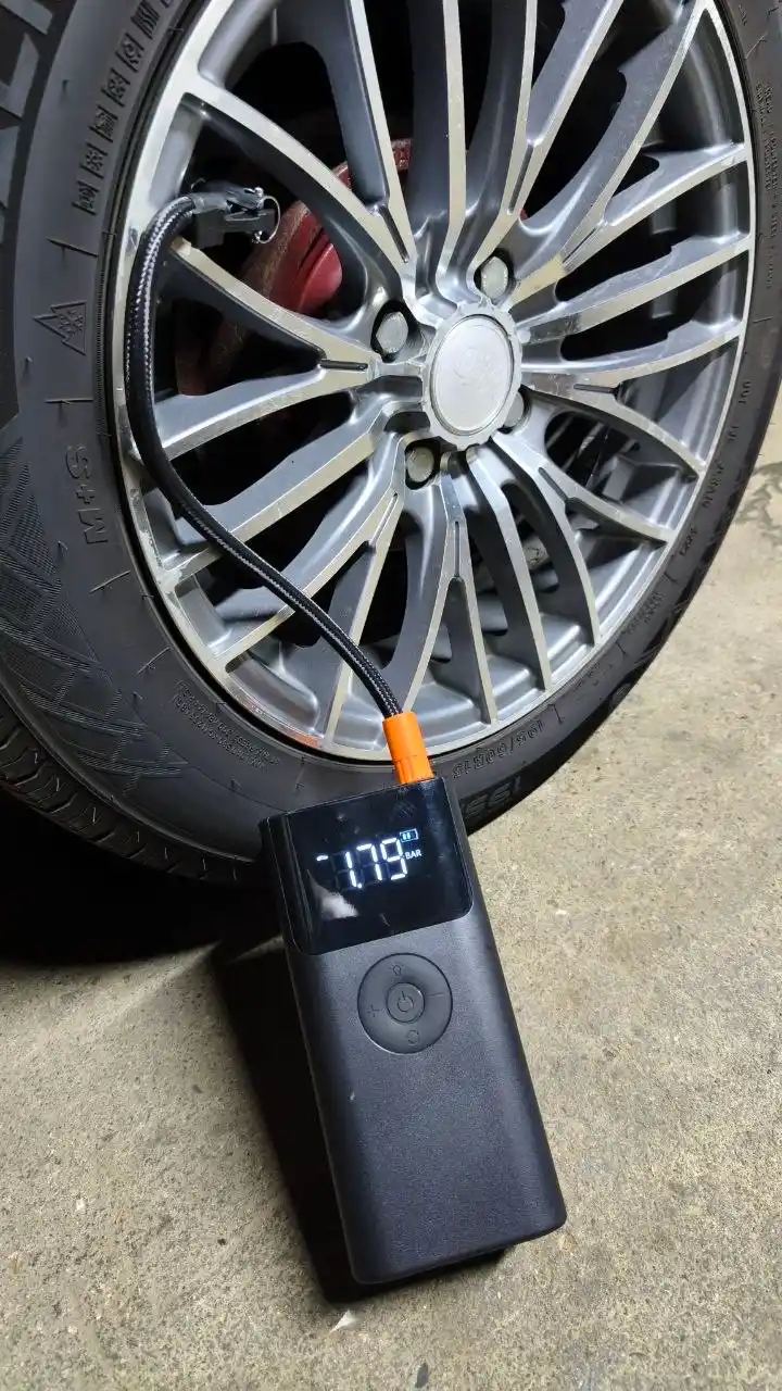 Пусковое устройство, прикуриватель, Powerbank авто Starter, компрессор, зарядка, фонарик