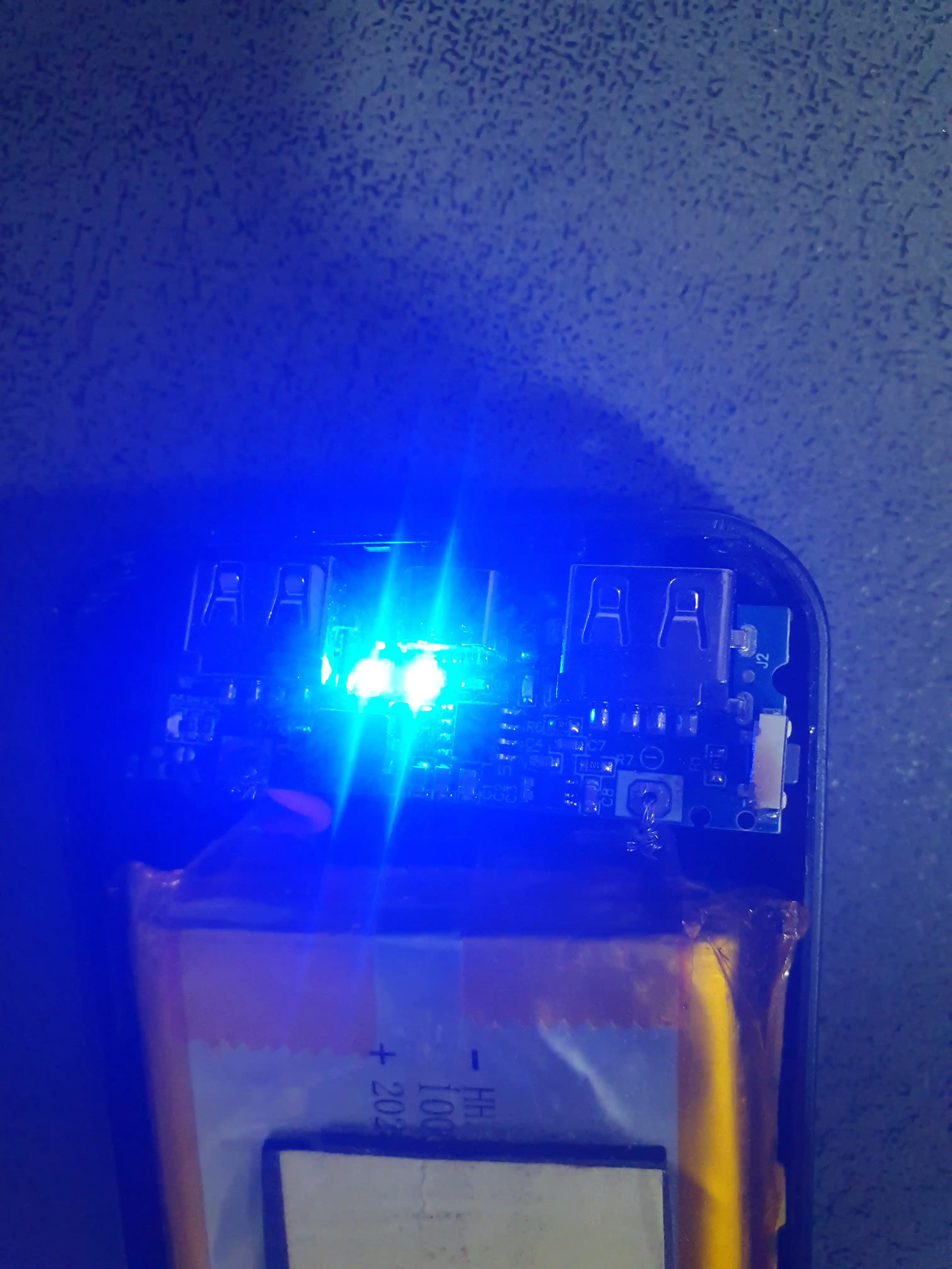 Плата Power Bank IP5407 USB 5V 2.4A Micro Type-C Модуль заряда литий-ионных аккумуляторов