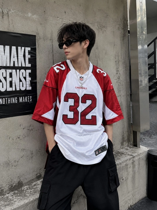 Cardinals 32 uniseks oversize futbolkasi — american sport uslubida