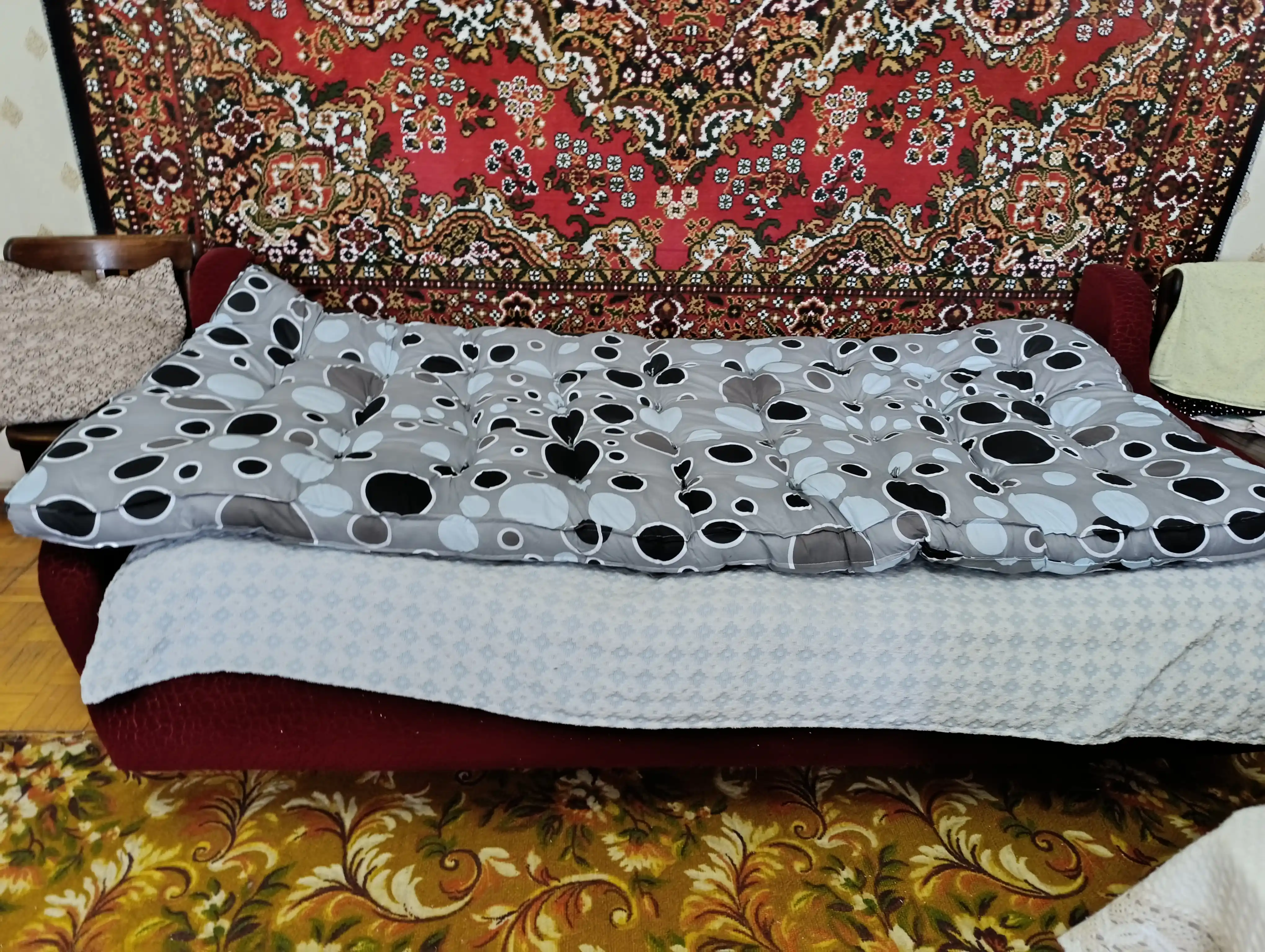 Yumshoq matras, yig‘iladigan, ko‘chma