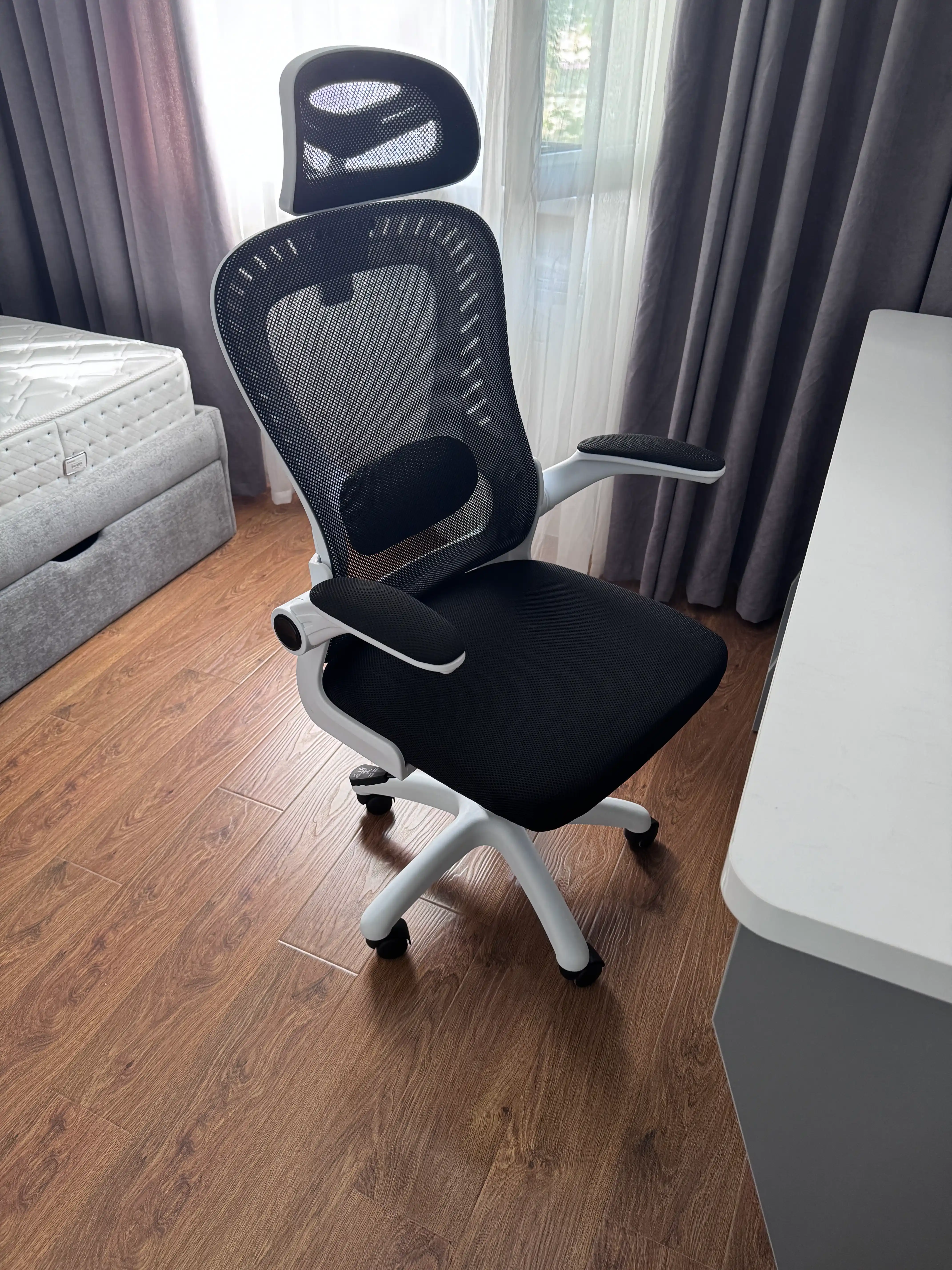 Ofis kreslosi, ergonomik, kompyuter kreslosi, sozlanadigan bosh va tirsak qo‘ygich