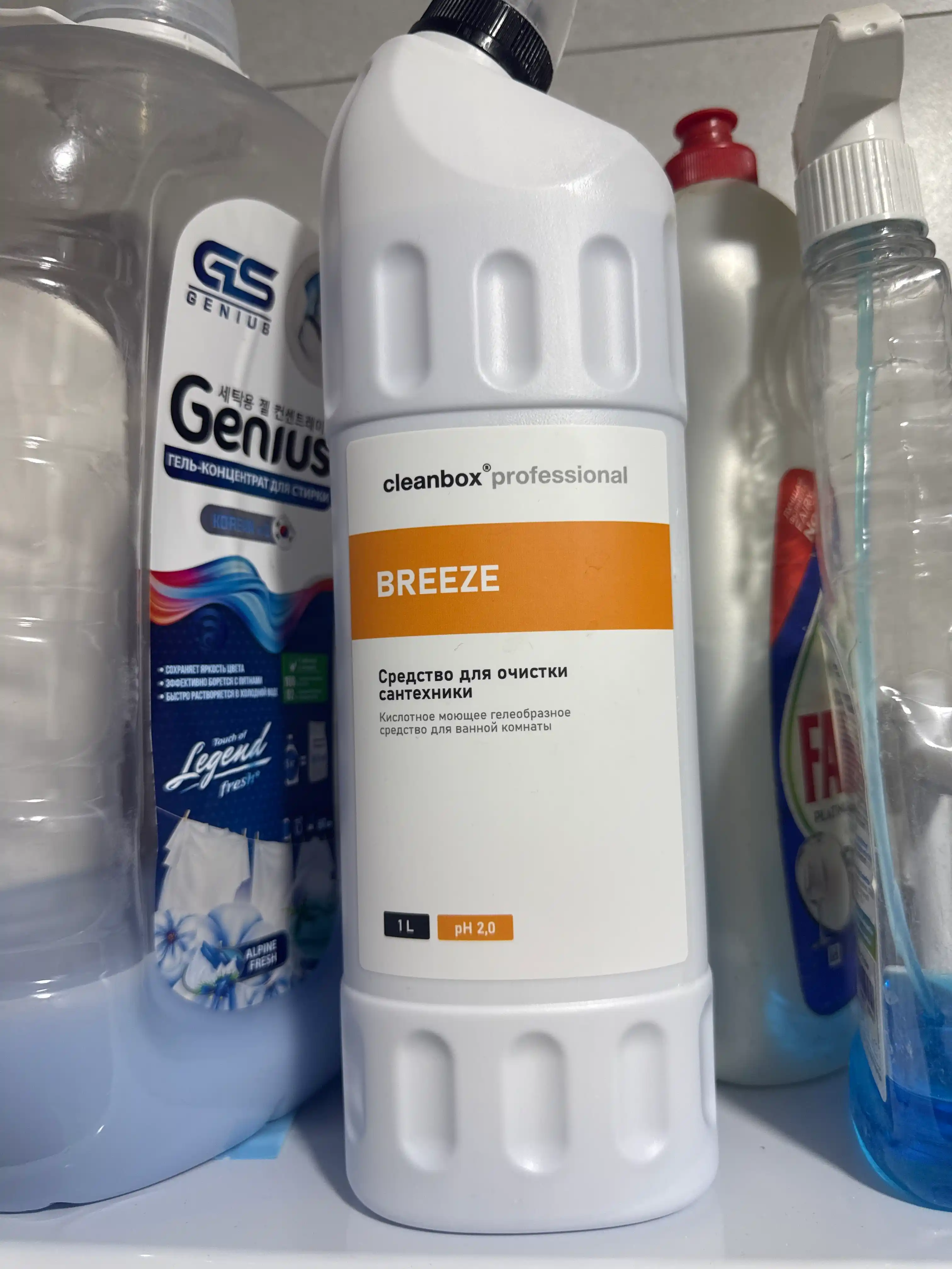 Breeze GEL Гель для сантехники, удаление налета жира и ржавчины, кислотное средство, 1 л