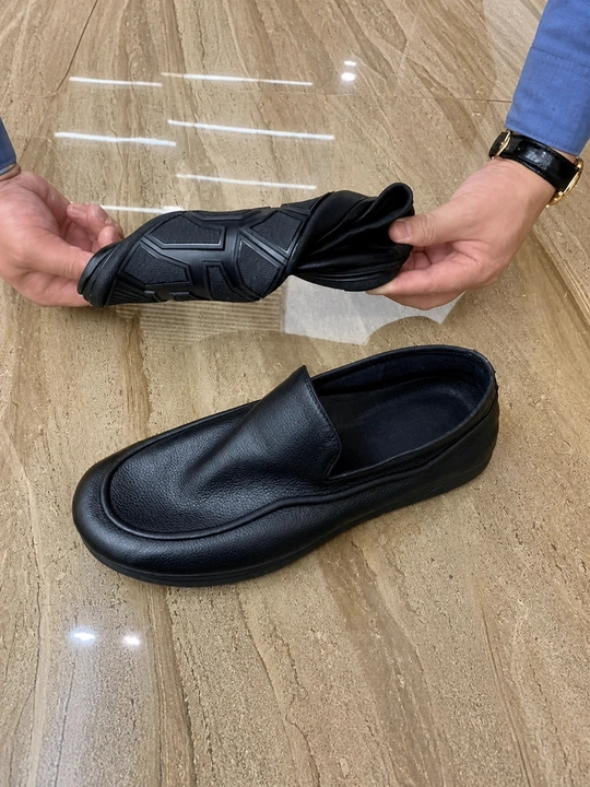 Erkaklar charm mokasinlari