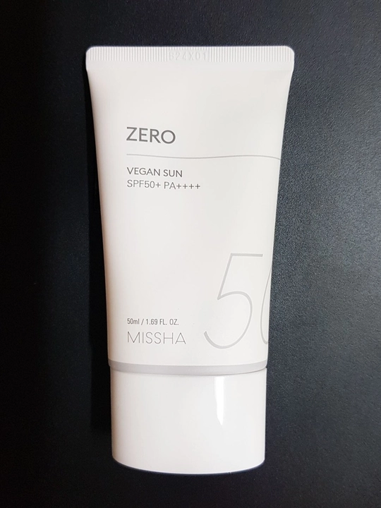 Увлажняющий солнцезащитный крем Missha All Around Safe Block Aqua Sun SPF 50+ Pa++++