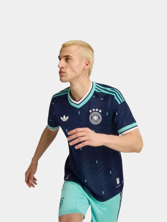 Futbol forma Germaniya terma jamoasi yangi 2026-yil mavsum