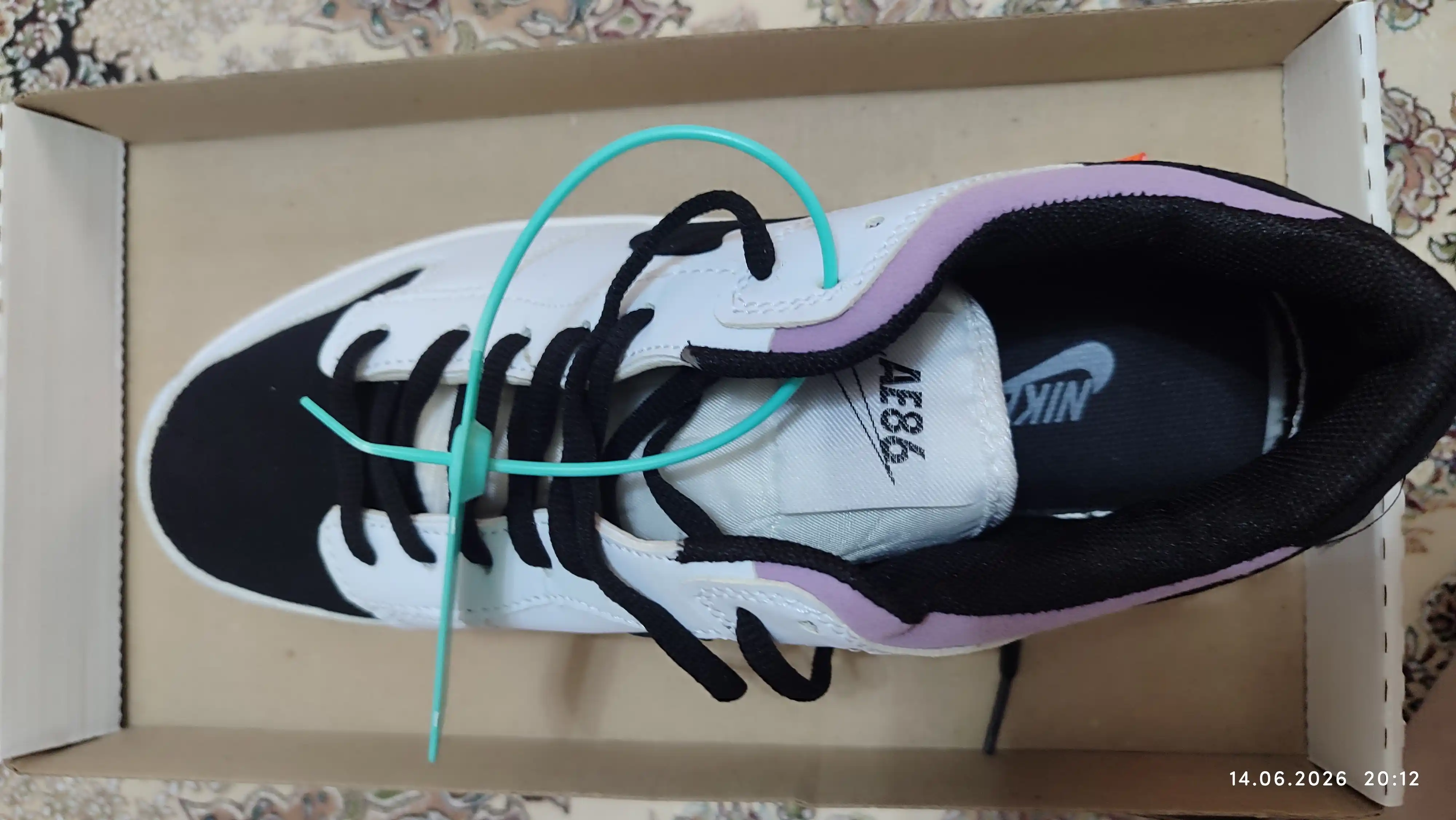 Erkaklar krossovkalari SB Dunk Low Toyota AE86, kuz-qish-bahor,4 turdagi, 40-45 o'lchamlar