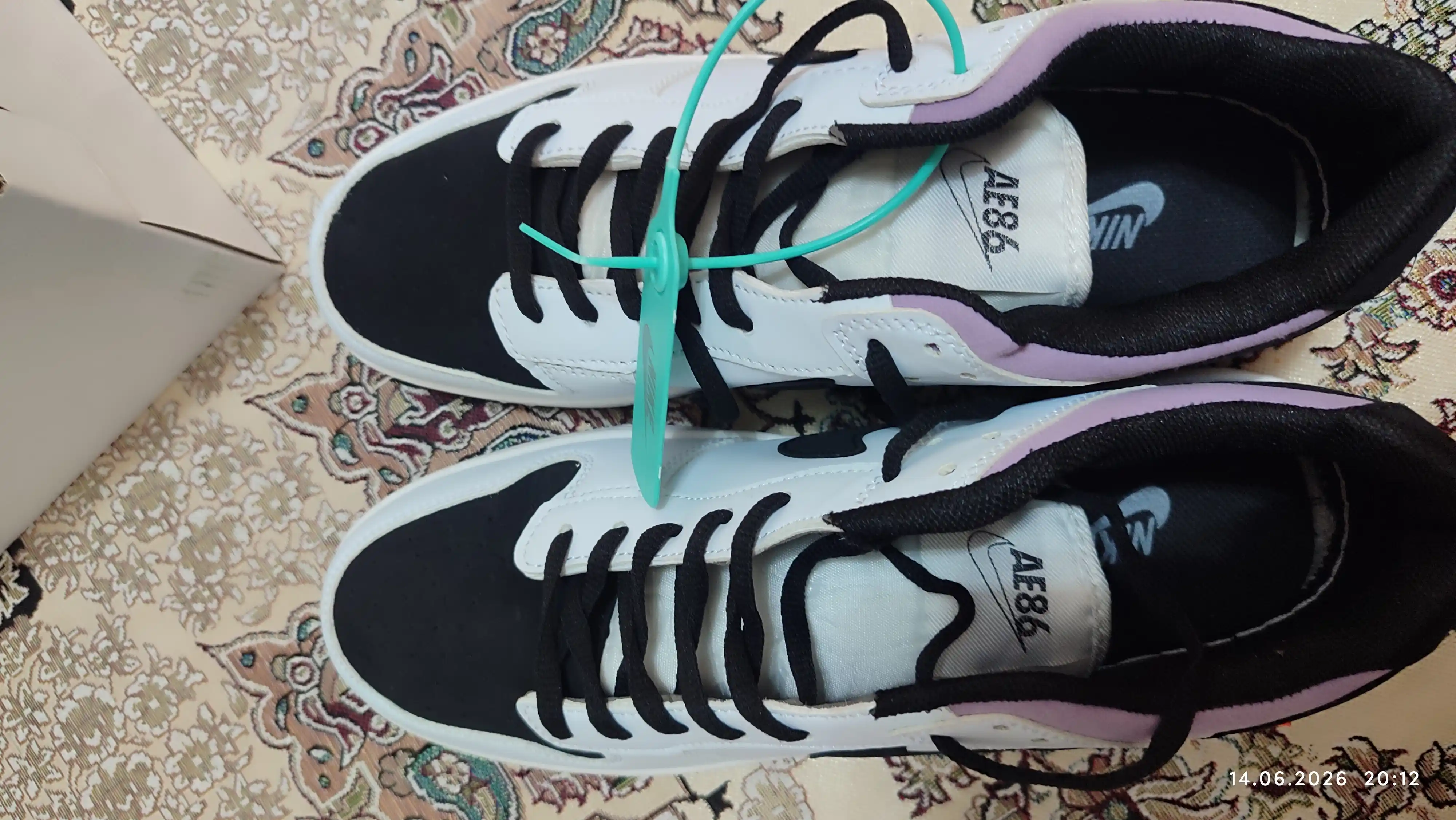 Erkaklar krossovkalari SB Dunk Low Toyota AE86, kuz-qish-bahor,4 turdagi, 40-45 o'lchamlar