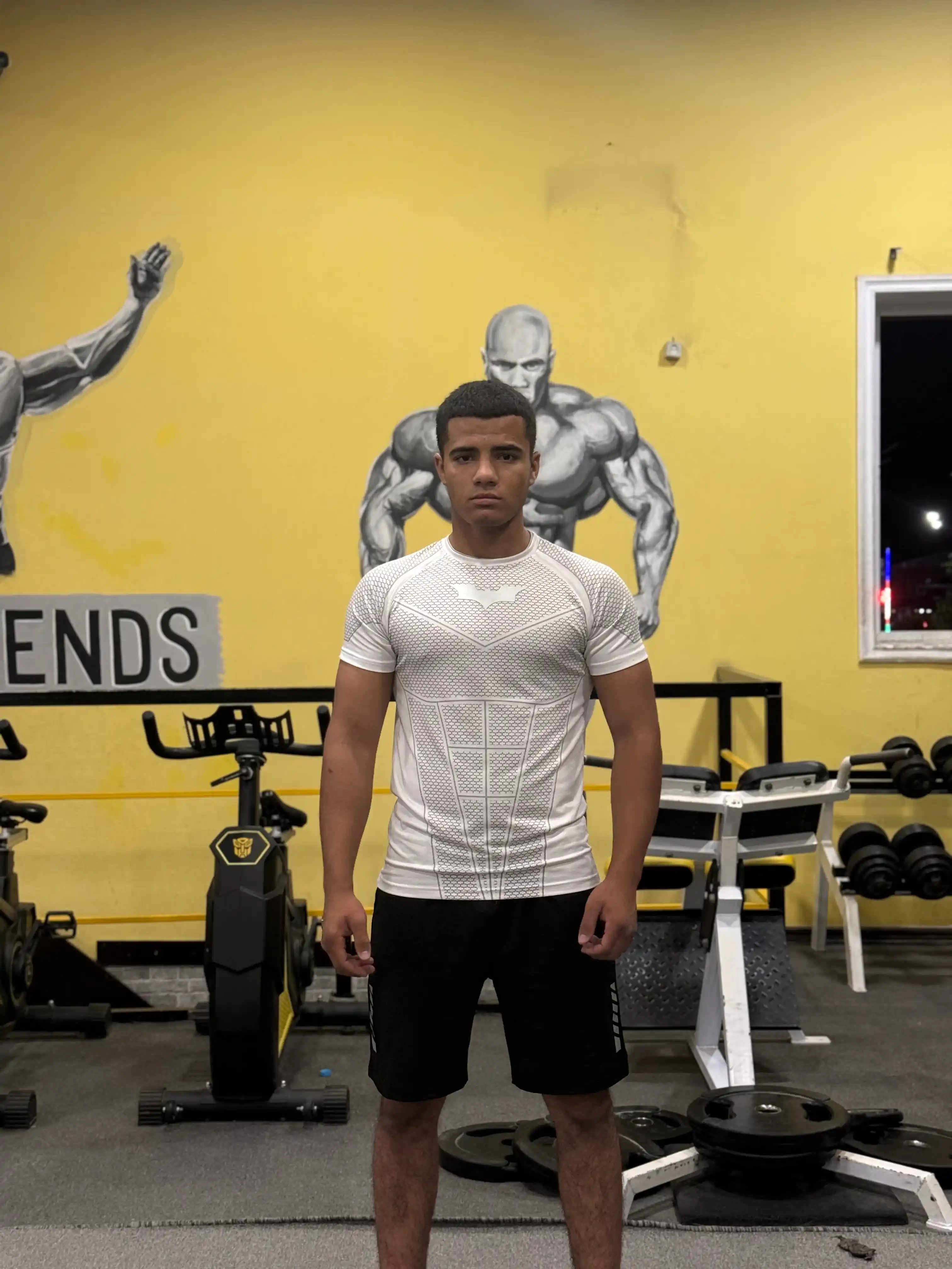 Mashg‘ulotlar va yugurish uchun erkaklar shortiklari fitnes va zal kundalik nafas oladigan