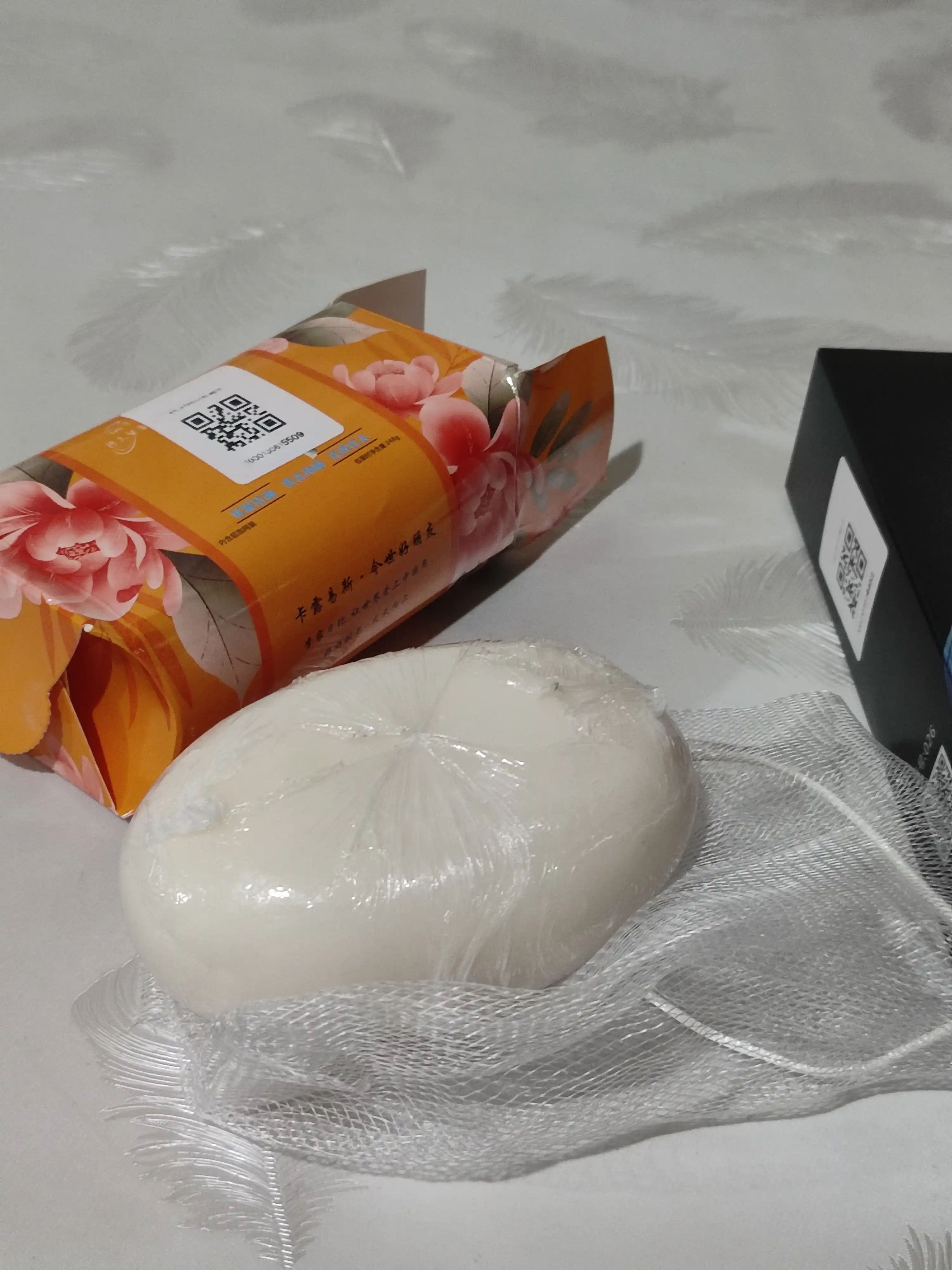 Tabiiy xushbo‘y kosmetik sovun - mayin ifor va mukammal tozalikning uyg‘unligi