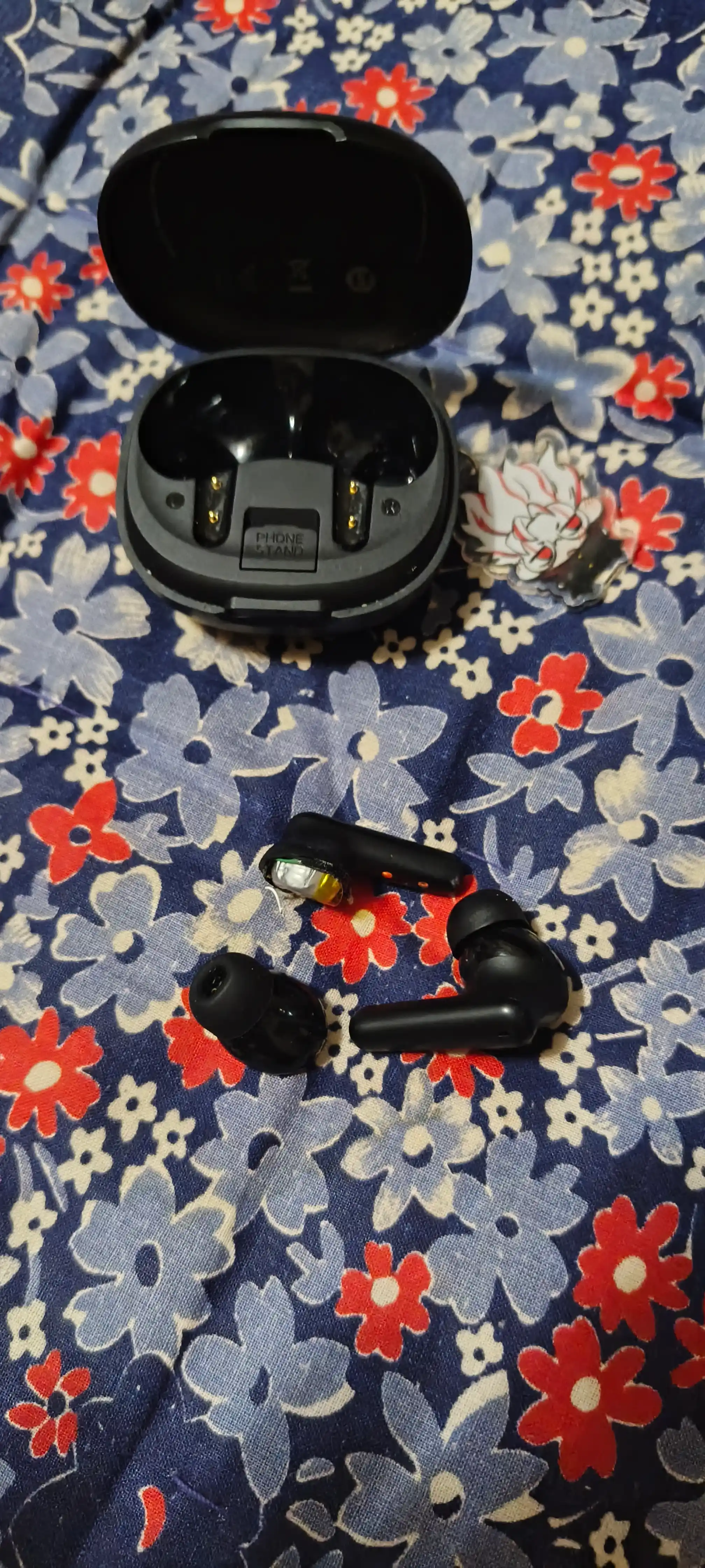 Simsiz HOCO EQ100 TWS quloqchinlari 134 tilga tarjima qilish, ANC, Bluetooth 5.4, aqlli sensorlar