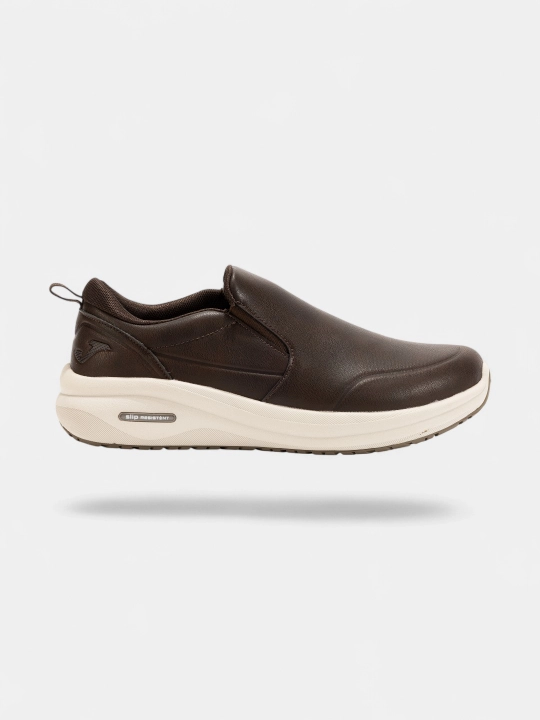 Erkaklar Joma Cairo slip-onlari, jigarrang