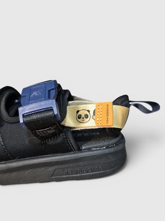 Erkaklar uchun sandal