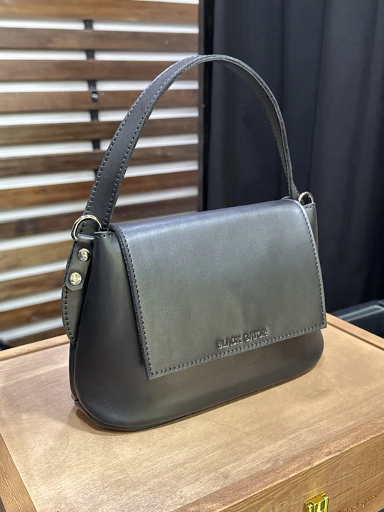 Ayollar sumkasi tabiiy charmdan Black Gator