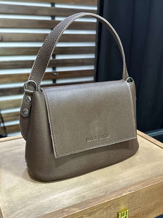 Ayollar sumkasi tabiiy charmdan Black Gator