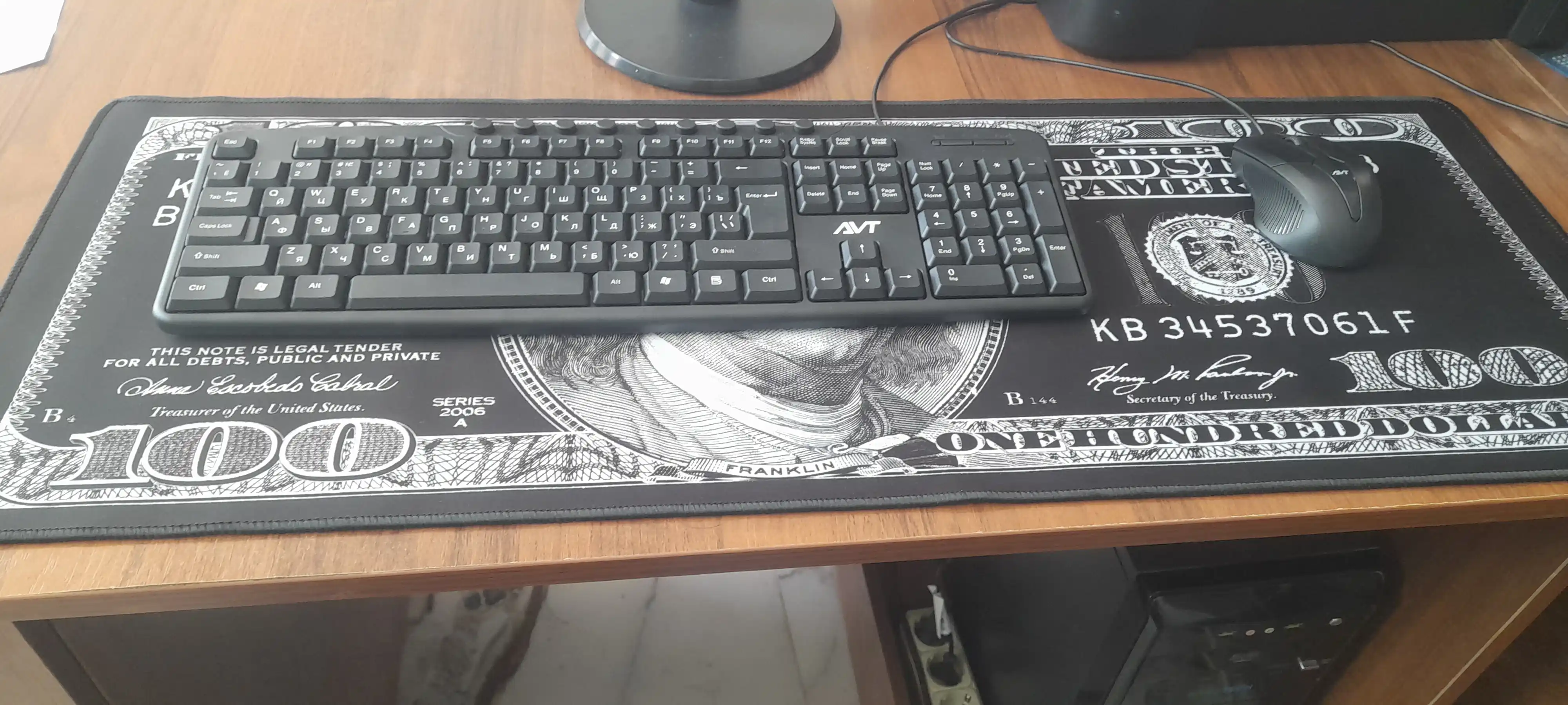 O'yin kompyuteri sichqonchasi va klaviaturaga gilamcha, 80 x 30 sm