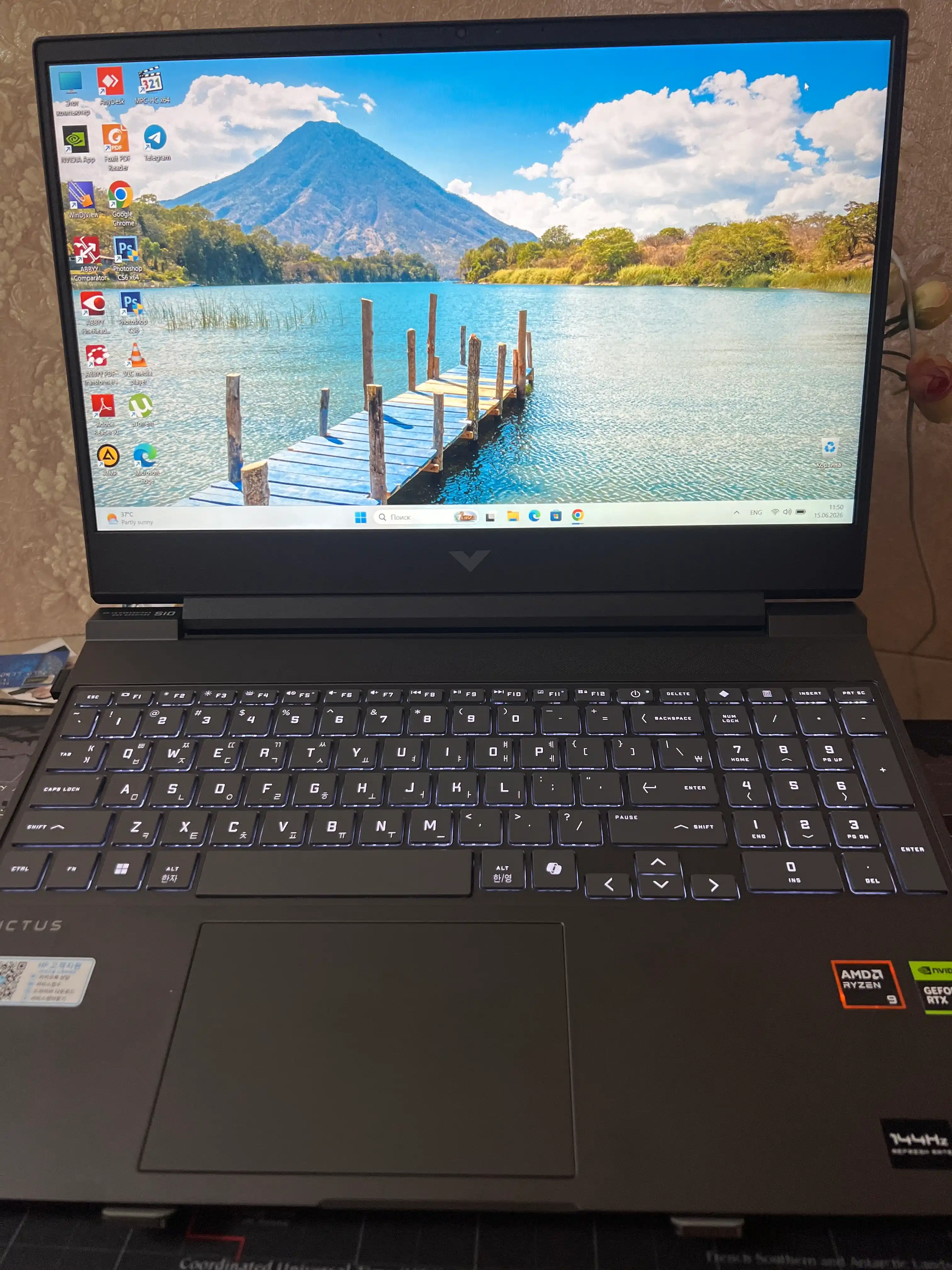 HP Victus 15/15,6" FHD IPS 144Гц/ AMD Ryzen 9-8945HS / DDR5 16ГБ / SSD 512ГБ / RTX4060 8ГБ