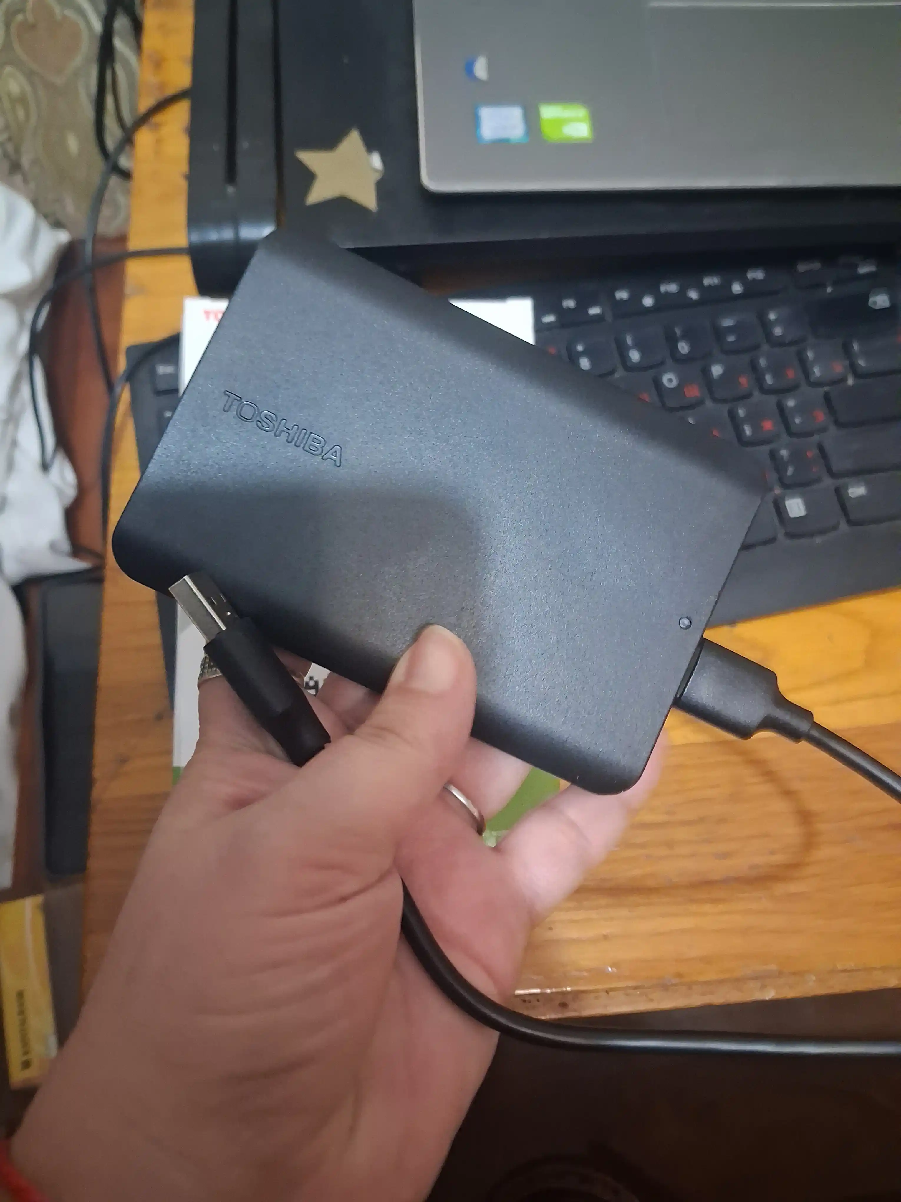 Toshiba Canvio Basics 1TB – надёжный и быстрый внешний жёсткий диск