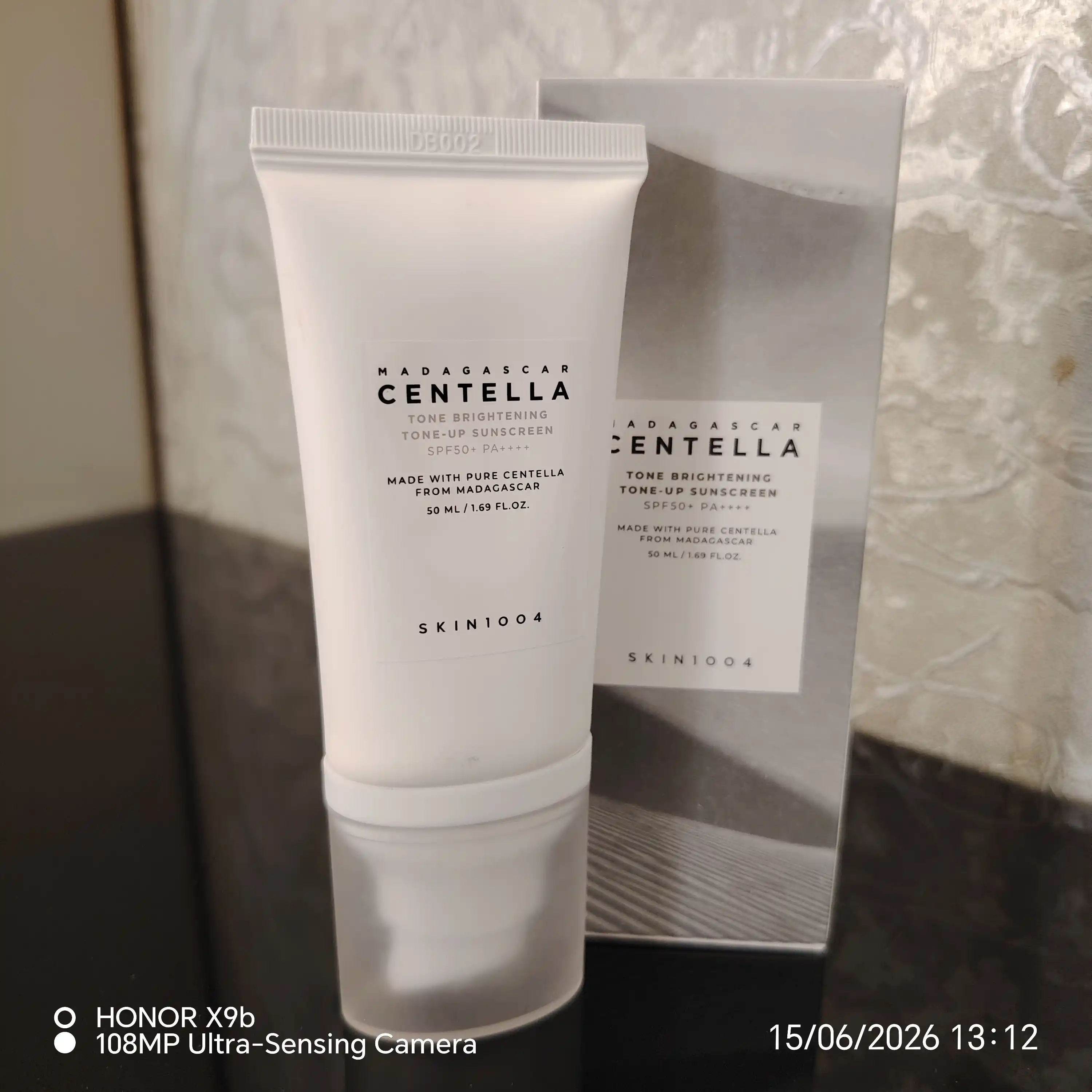 Centella Madagascar SPF 50+ — легкий солнцезащитный крем с экстрактом центеллы, 50 мл