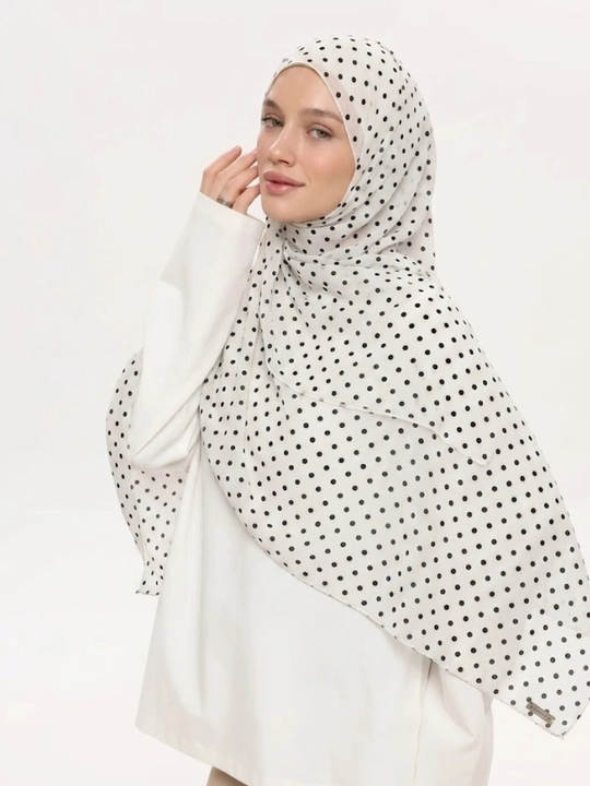 Ayollar sharfi va ro'moli, shifonli, hijob, haj va umra uchun mos